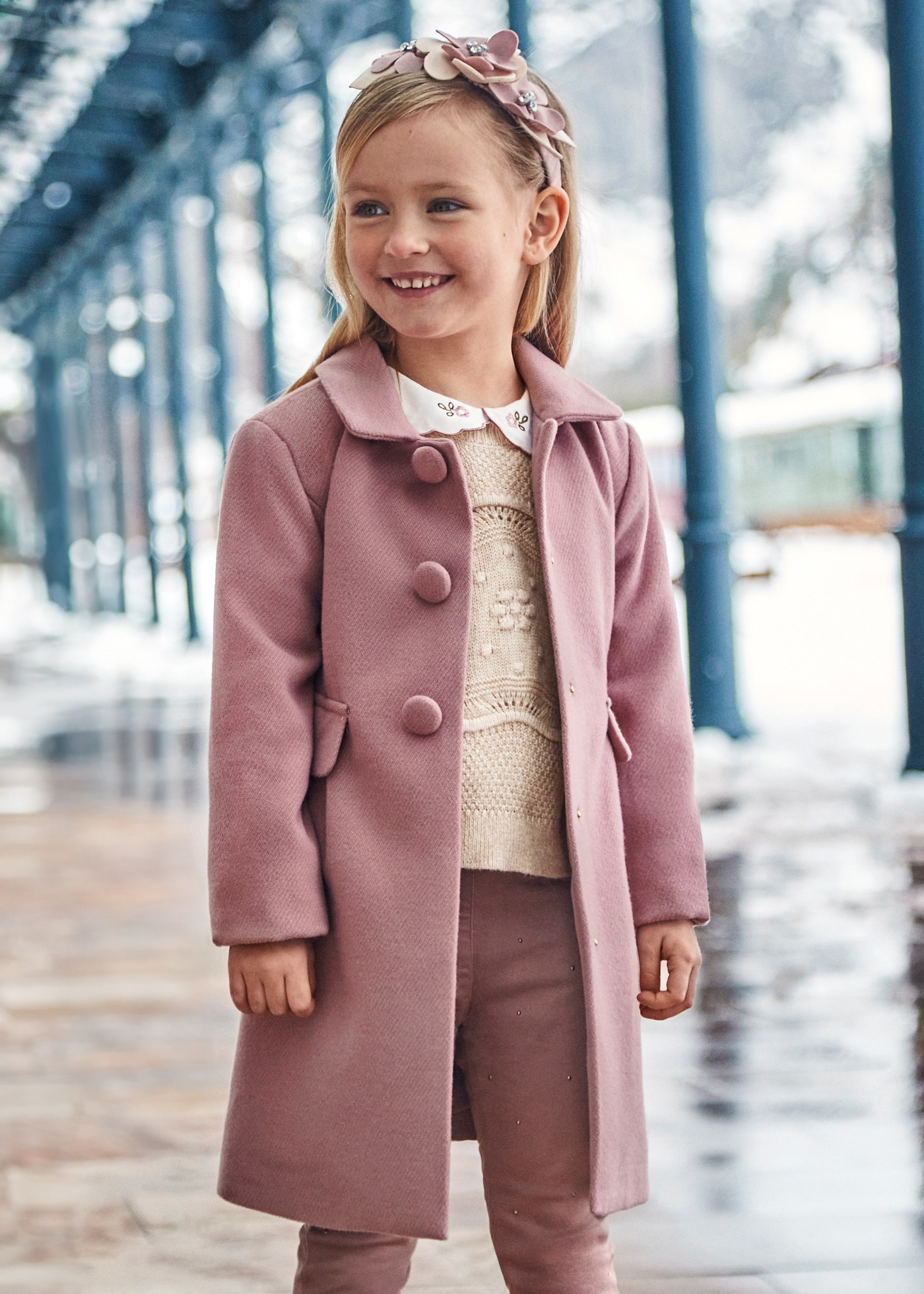 Casaco elegante menina