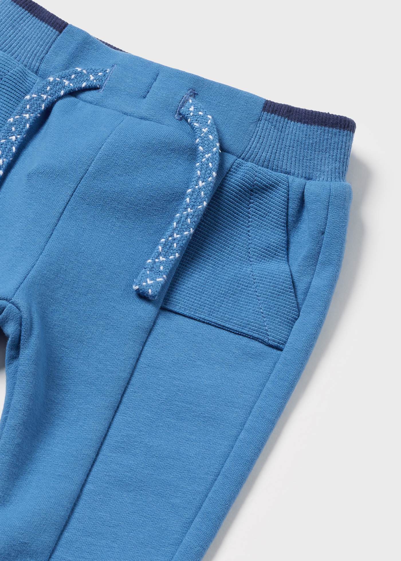 Sporthose Neugeborene