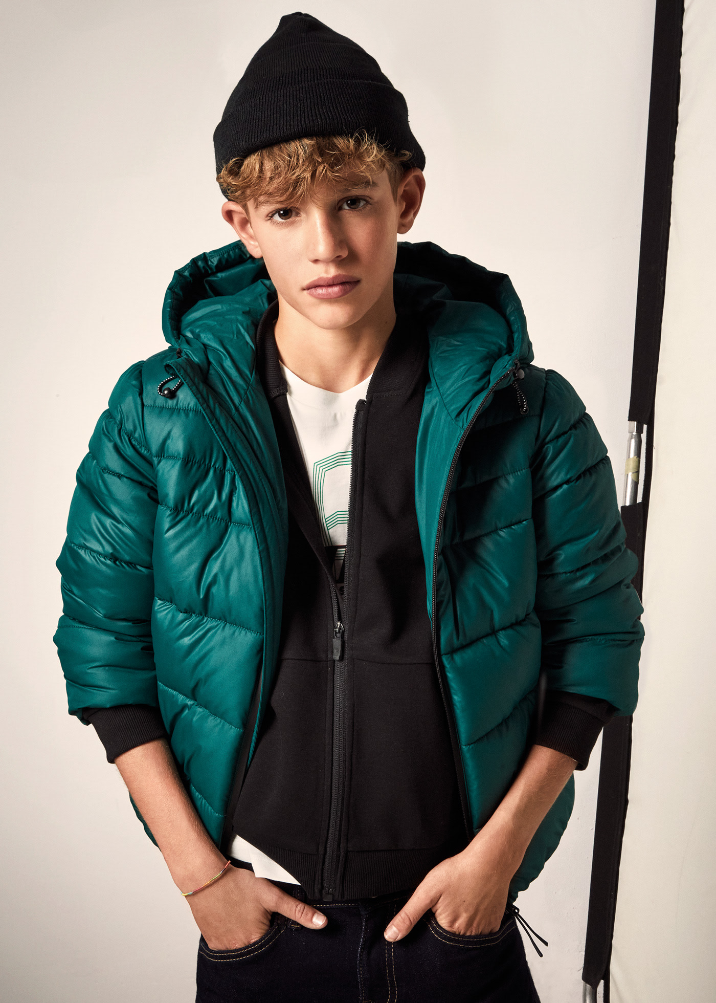 Winterjacke gesteppt reflektierendes Detail Teenager Jungen