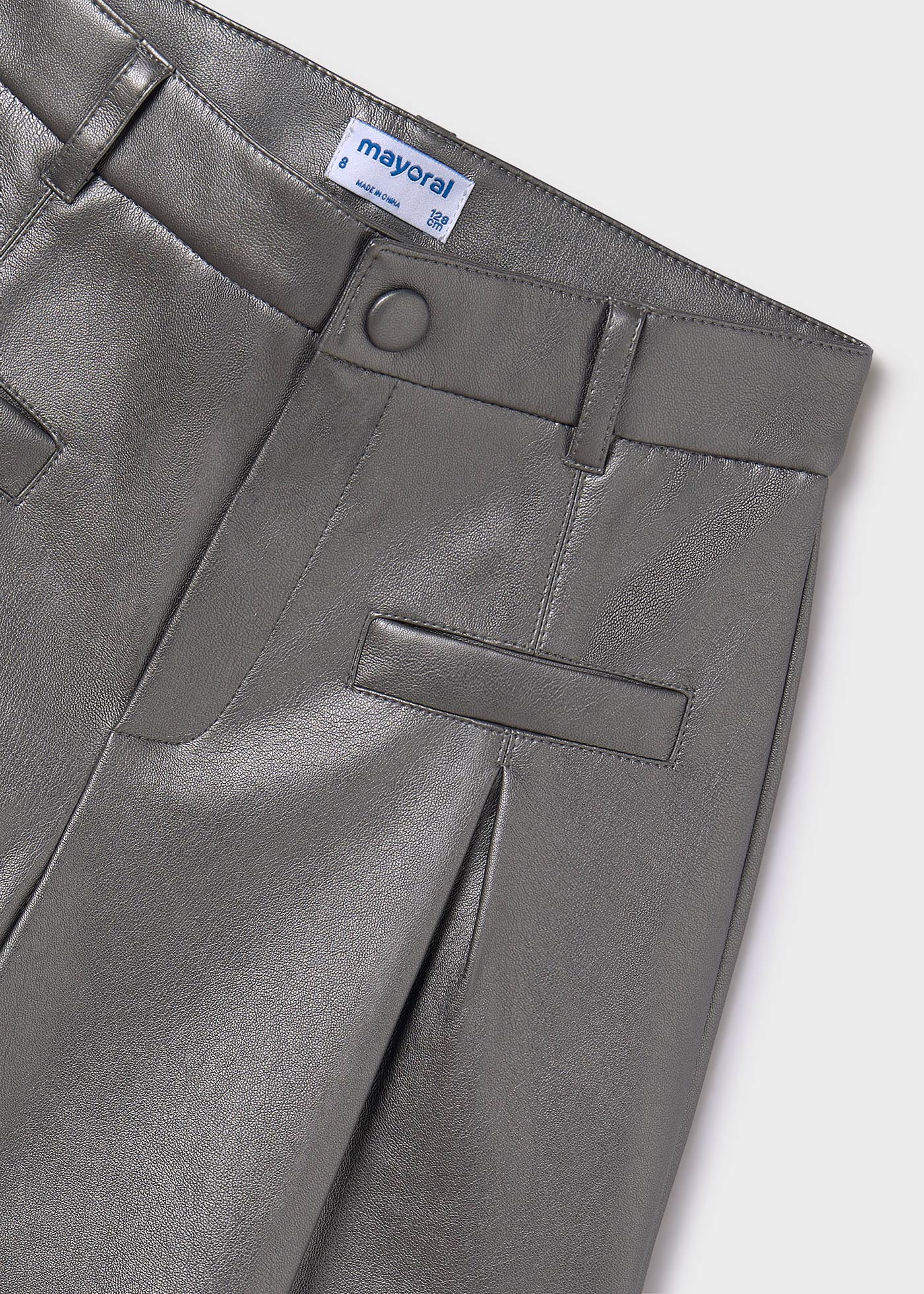 Pantaloni scurti imitatie piele fata