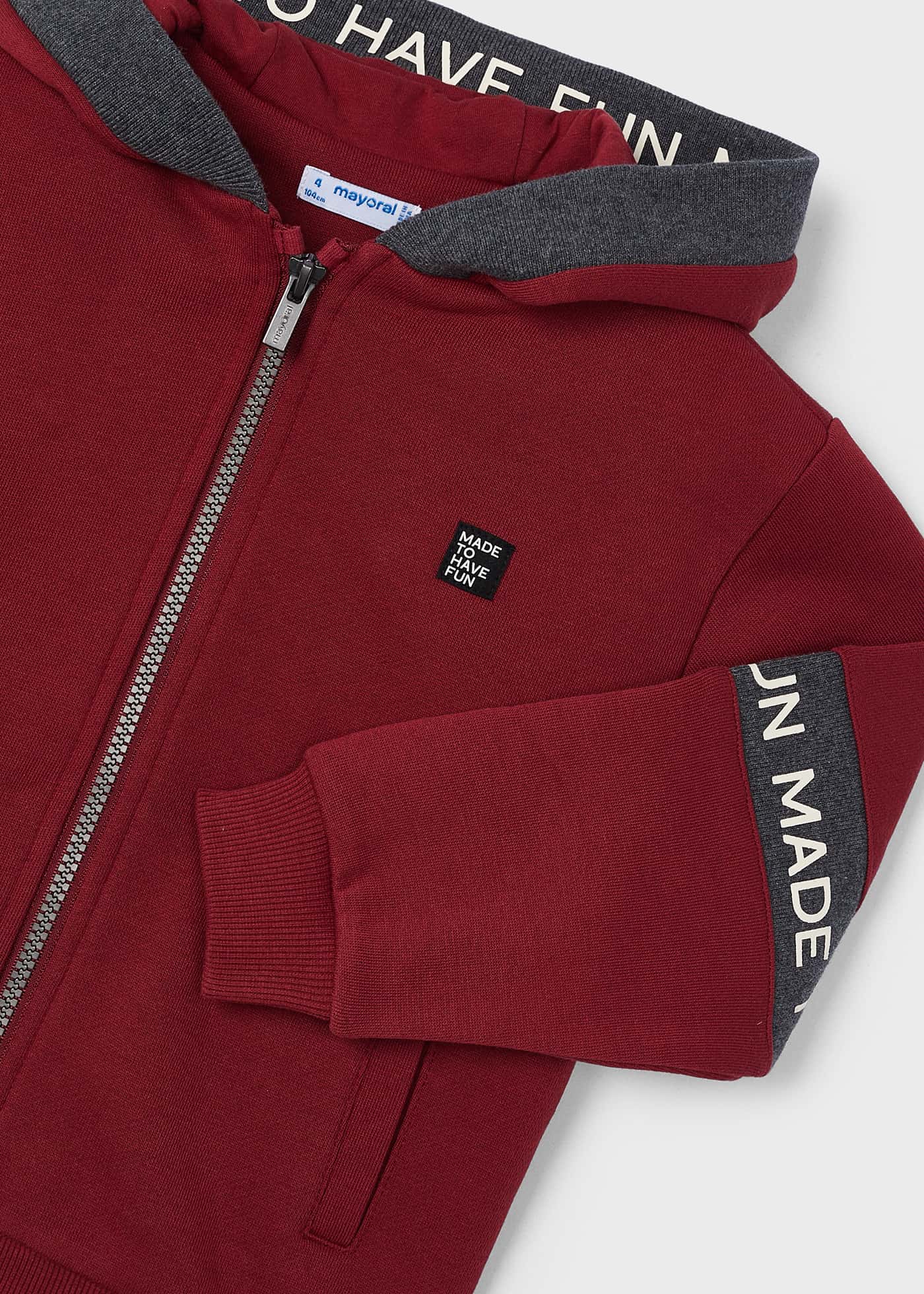 Bluza z napisami dla chłopca