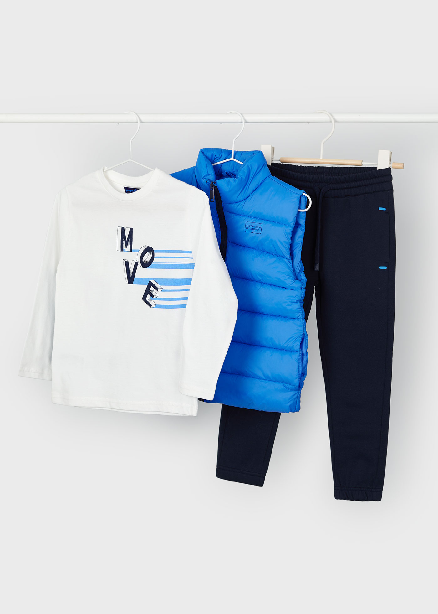 Tracksuit with vest for boys