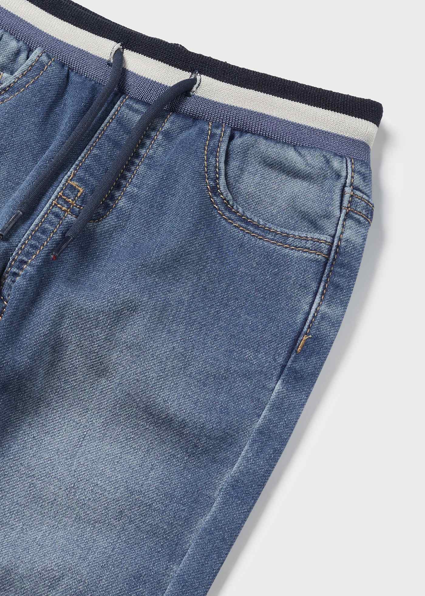 Pantalón denim jogger bebé