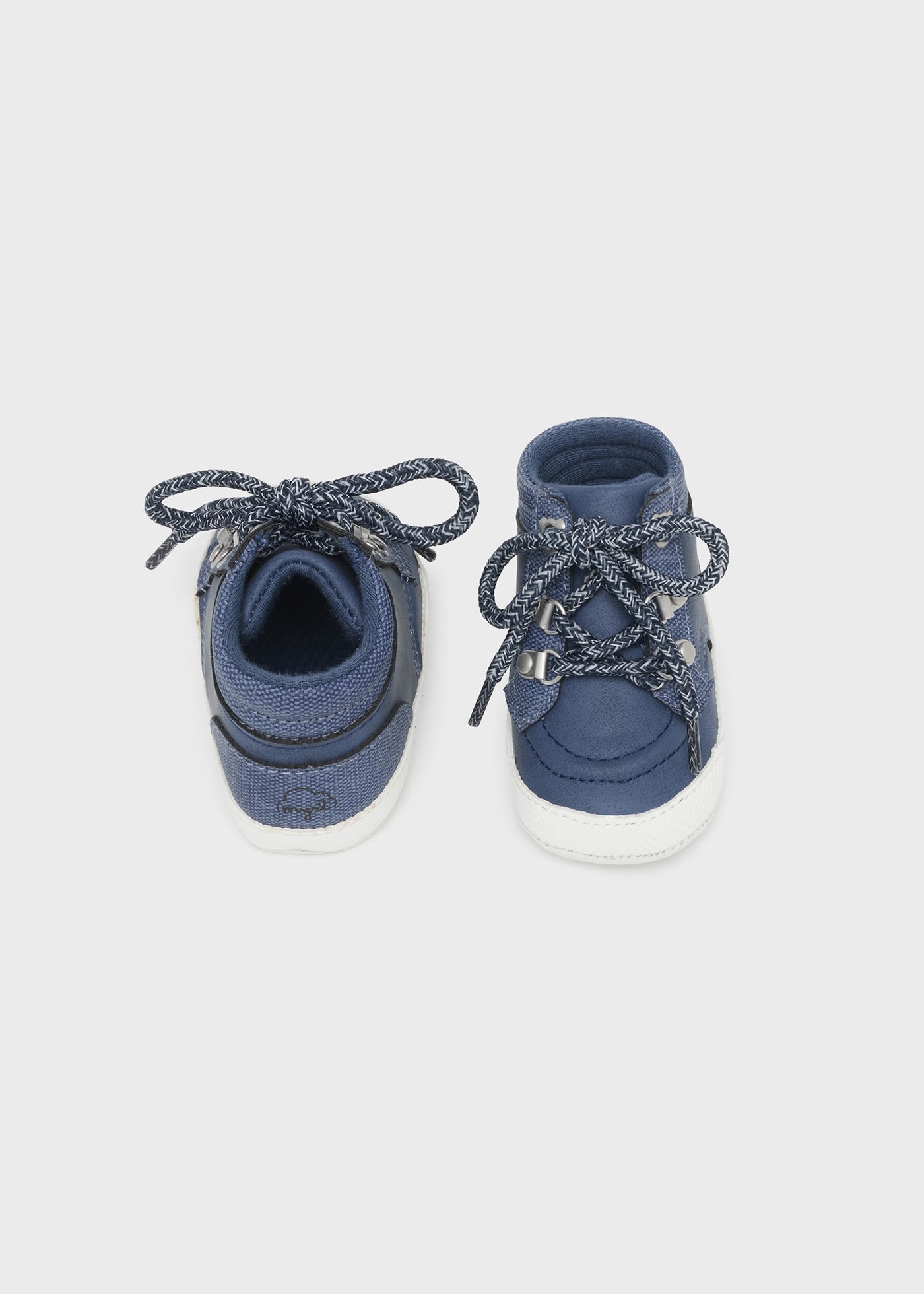 Botins desportivos cordões recém nascido