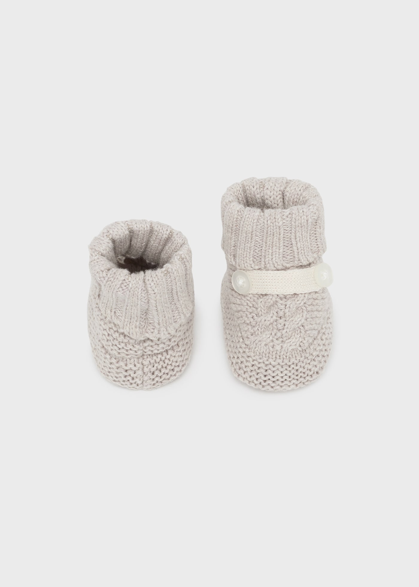 Botosei tricot nou-nascut