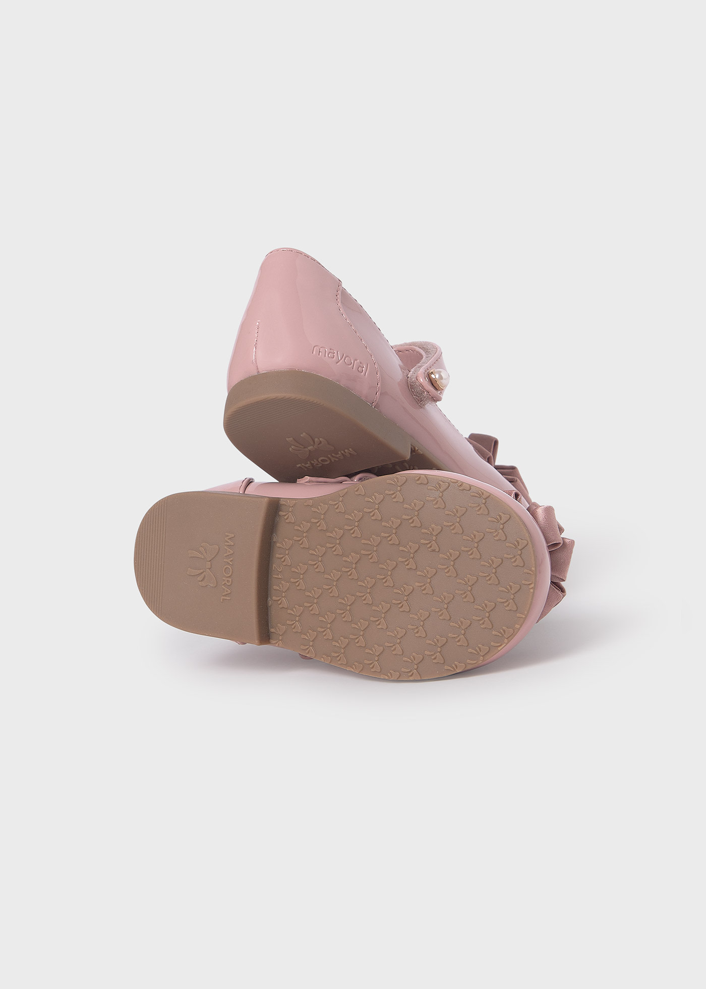 Ballerines en cuir verni fleurs bébé