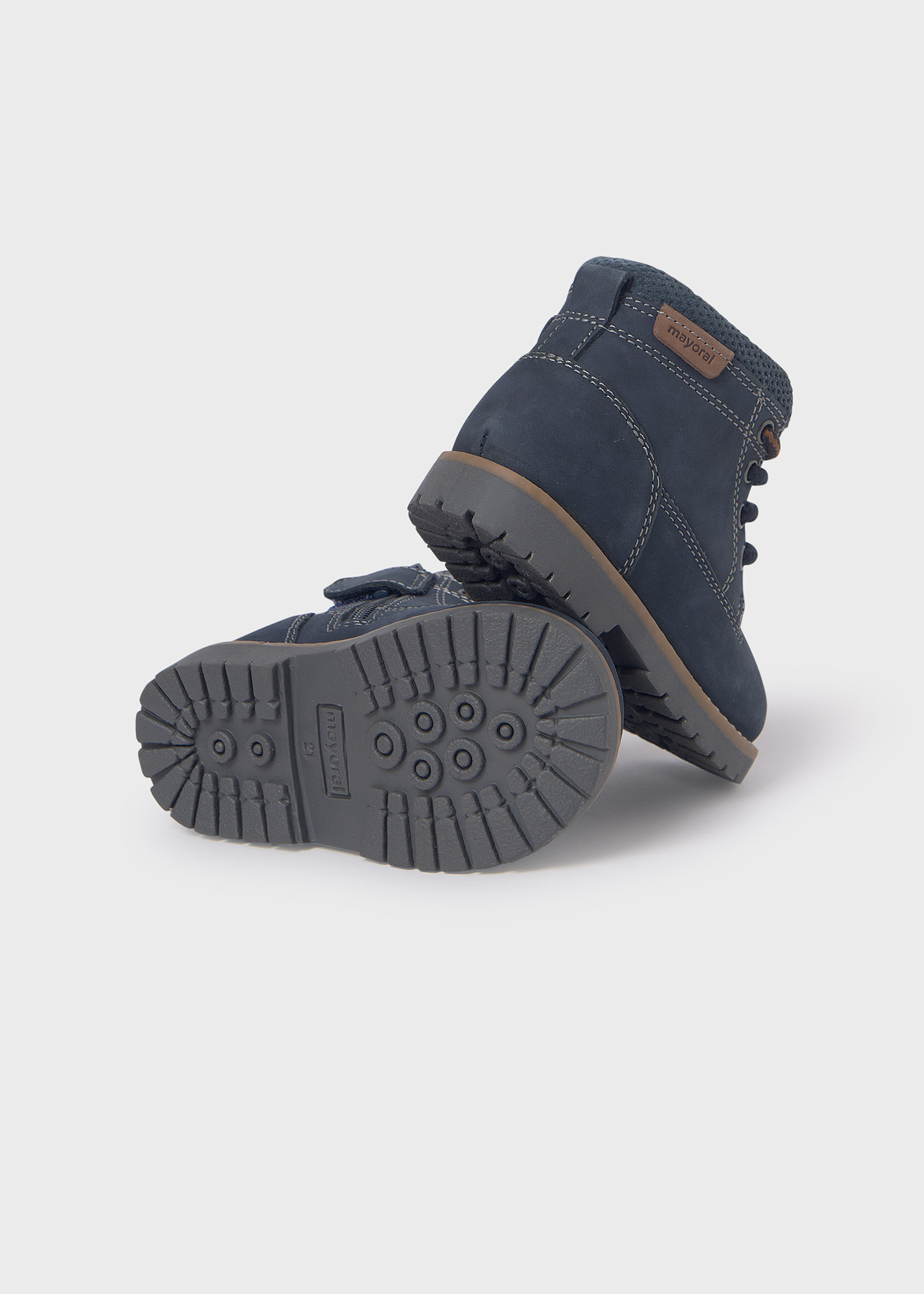 Bottines montagne en nubuck bébé