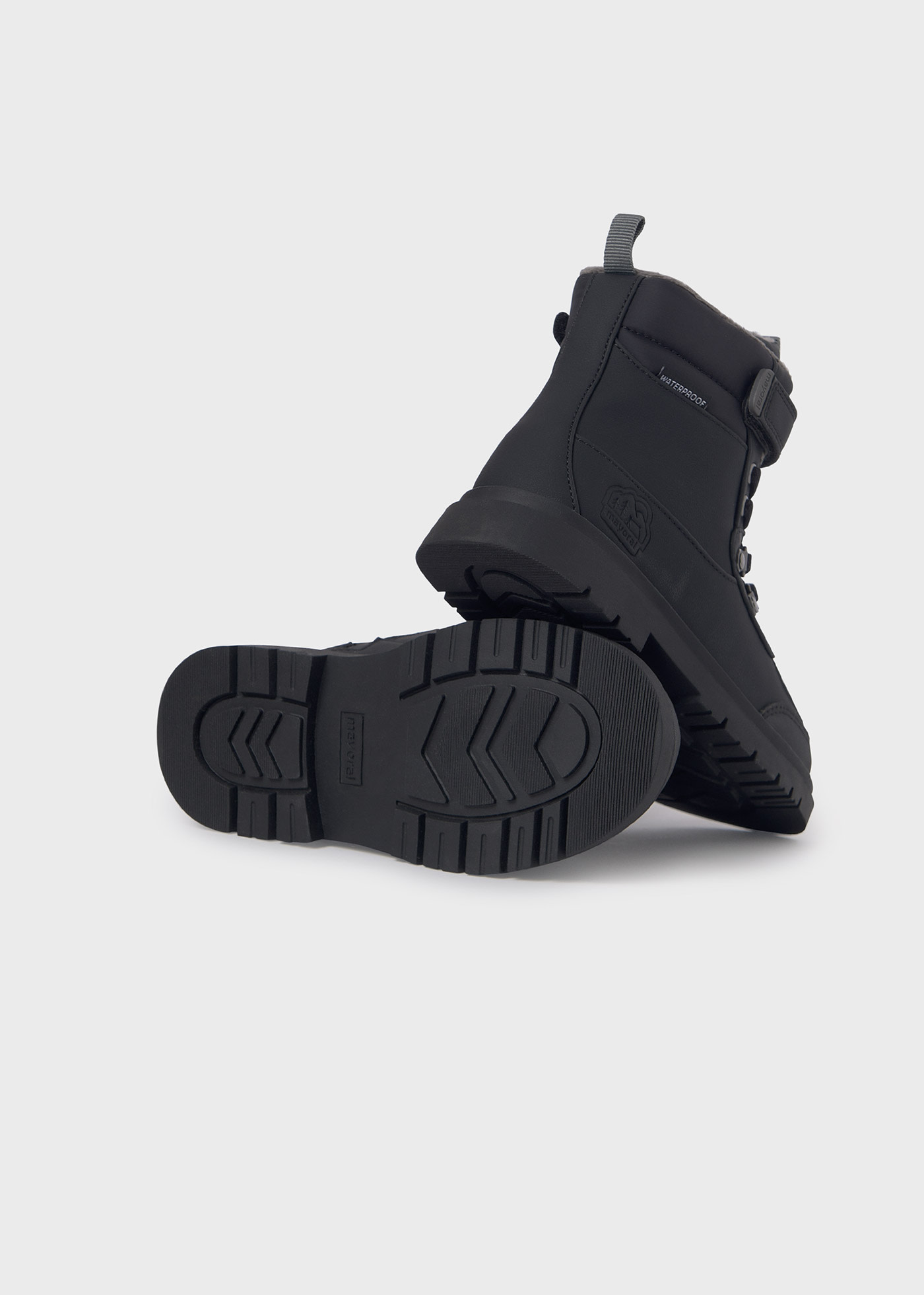 Unisex Water Repellent Boots