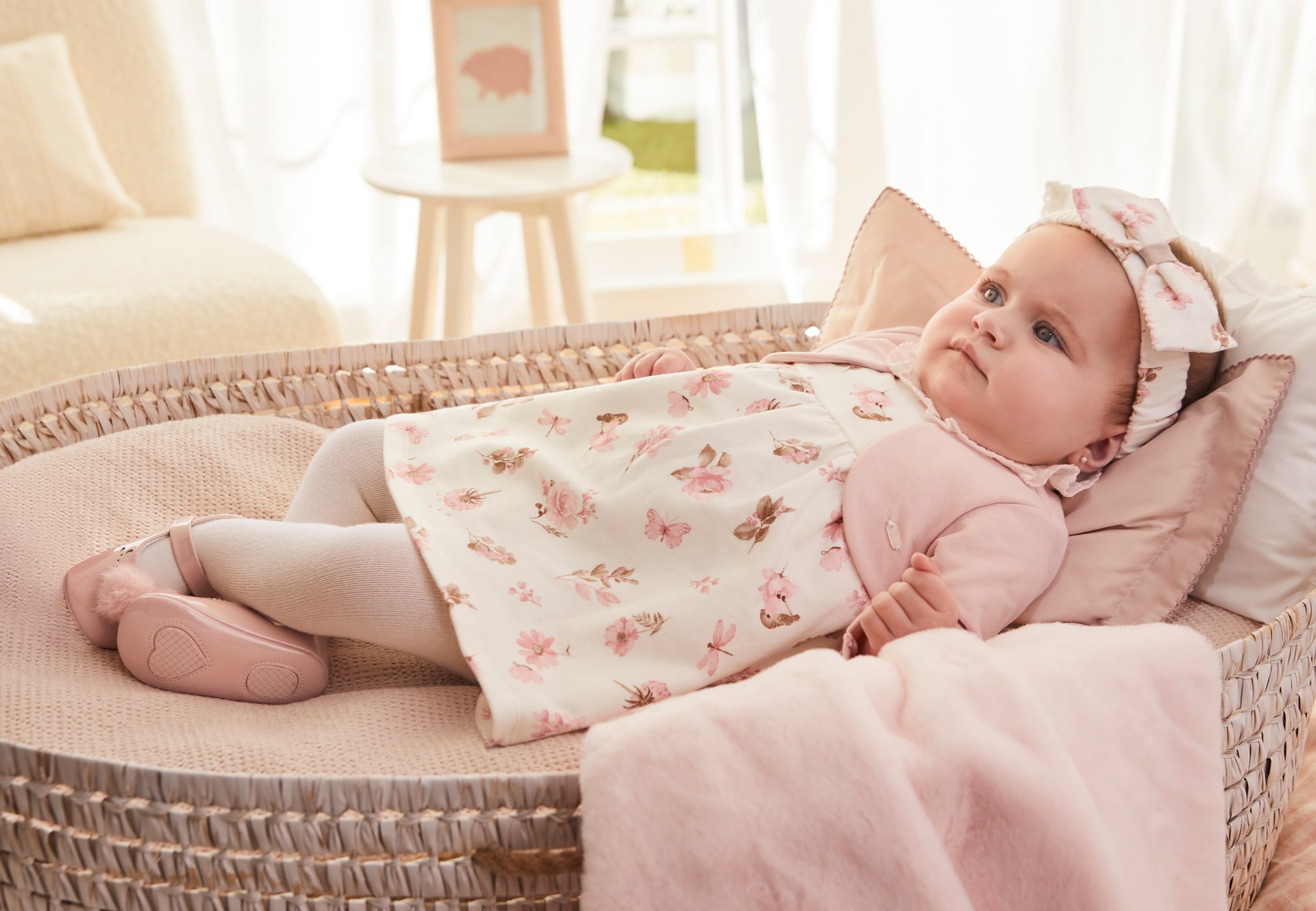 Kleid mit Strickjacke im Doppellagen-Look Neugeborene Mädchen