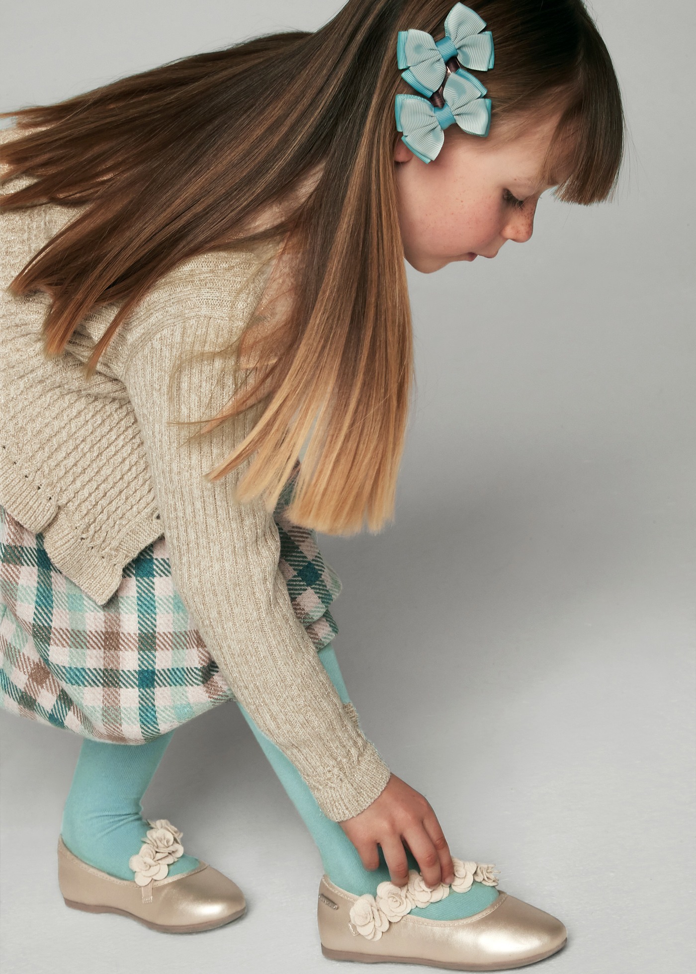 Suéter tricot cuello pelo niña