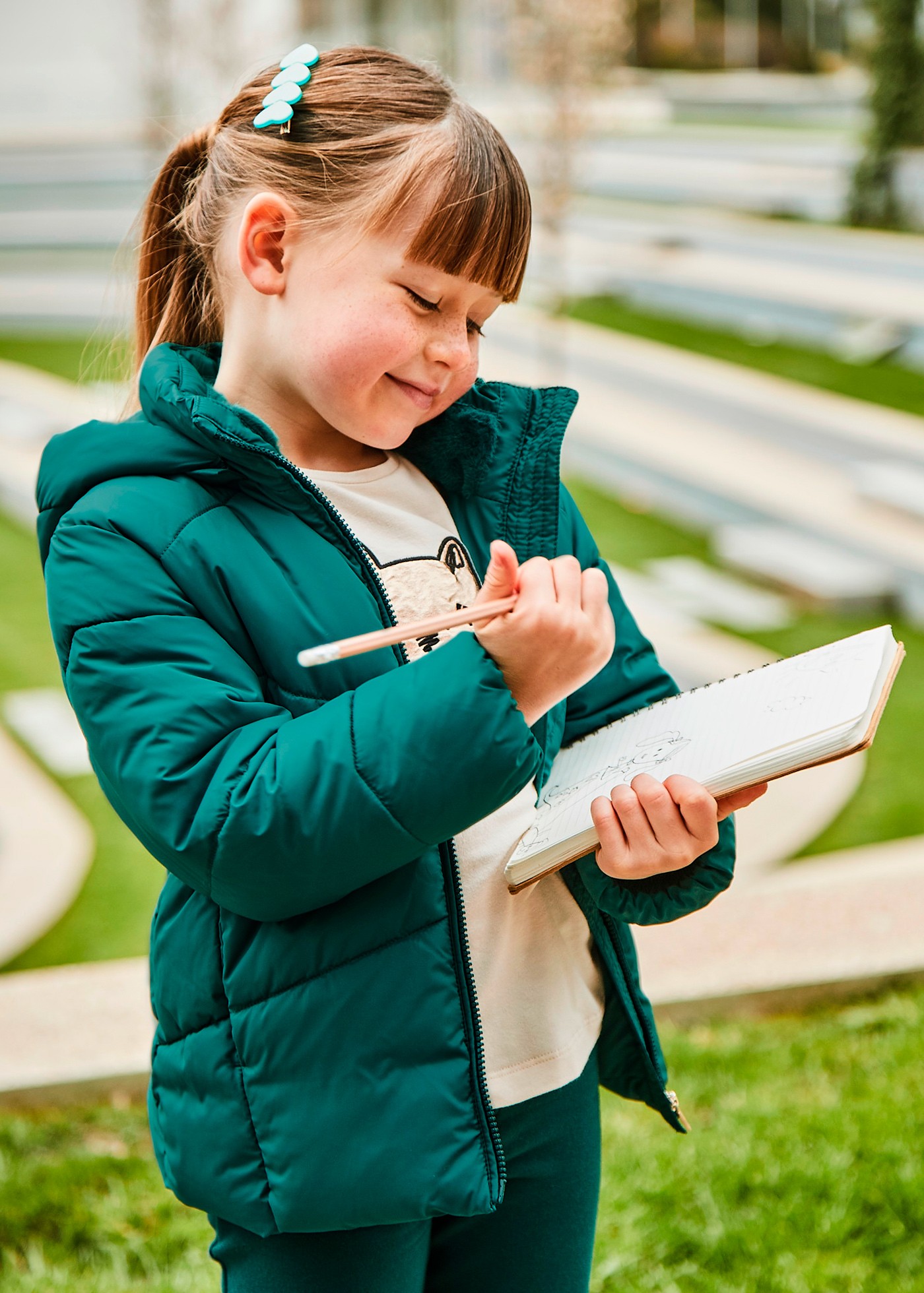 Chamarra colegial básica niña