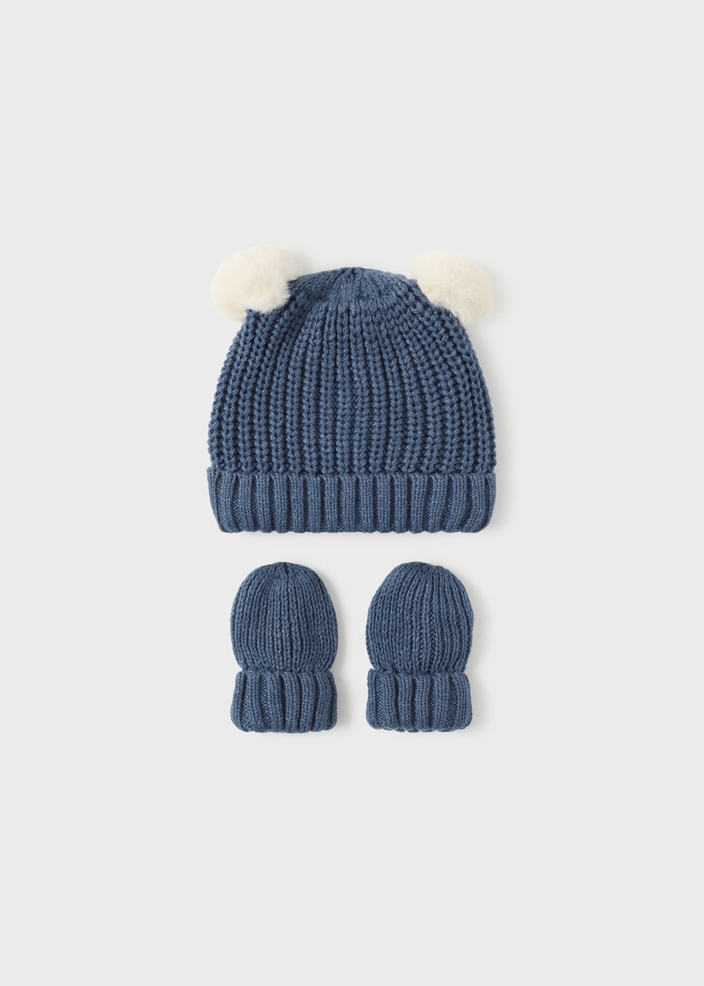 Set chapeau et moufles tricot nouveau-né