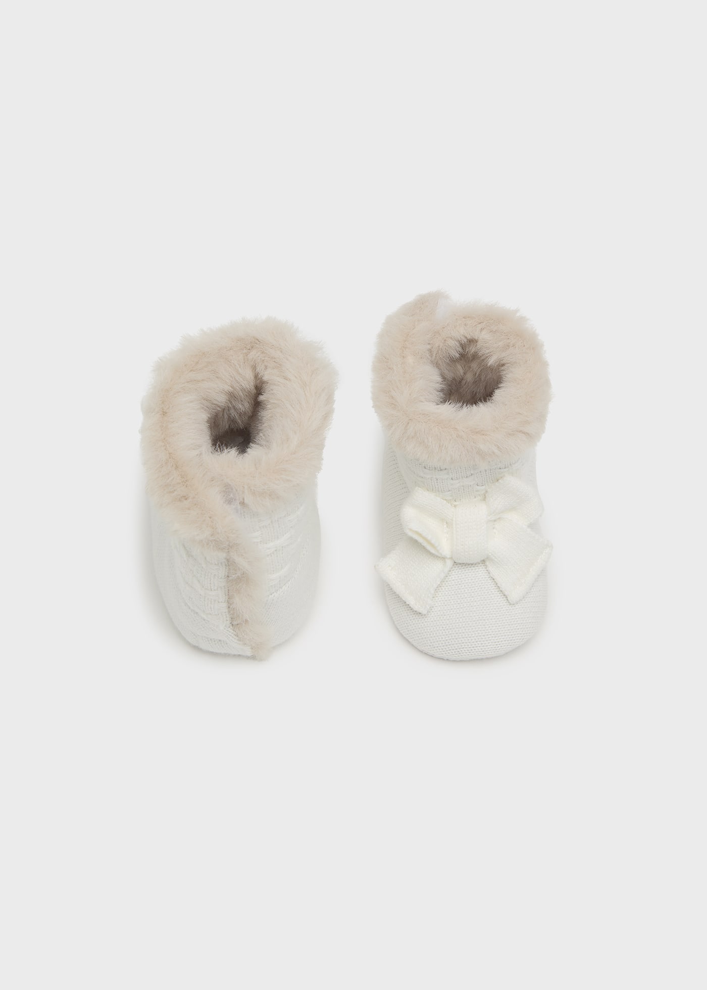 Newborn Girl Knit Fur Boots