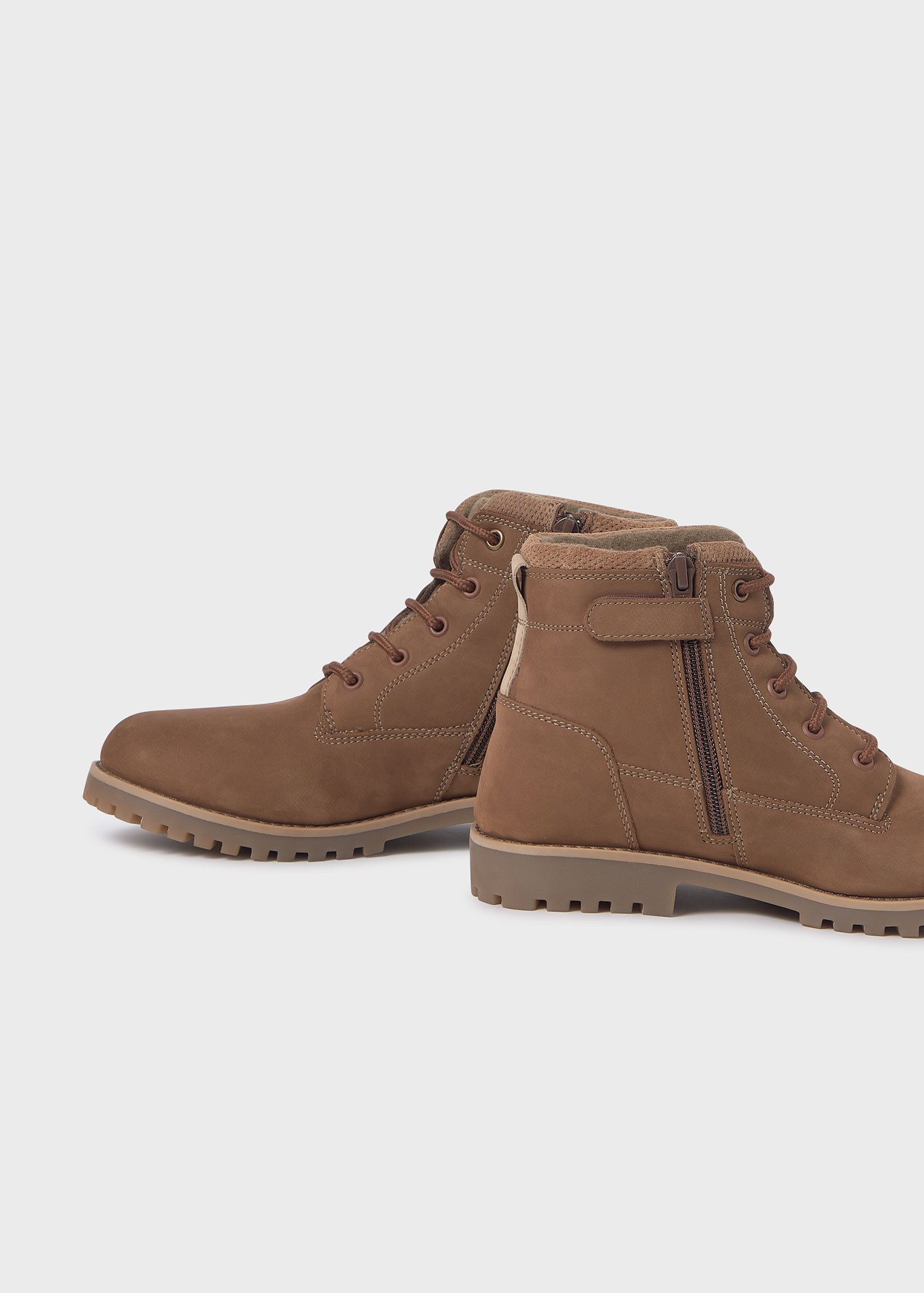 Botte de montagne en nubuck garçon