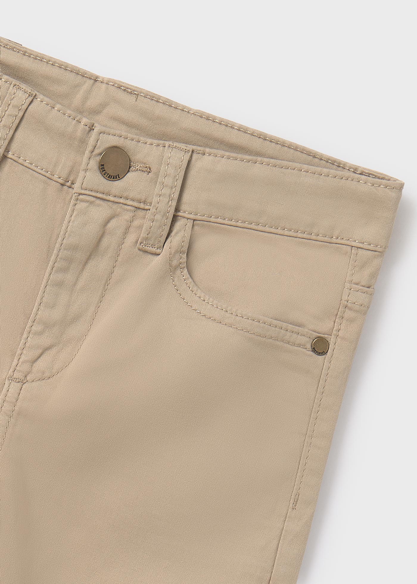 Pantalon basique coupe ajustée garçon