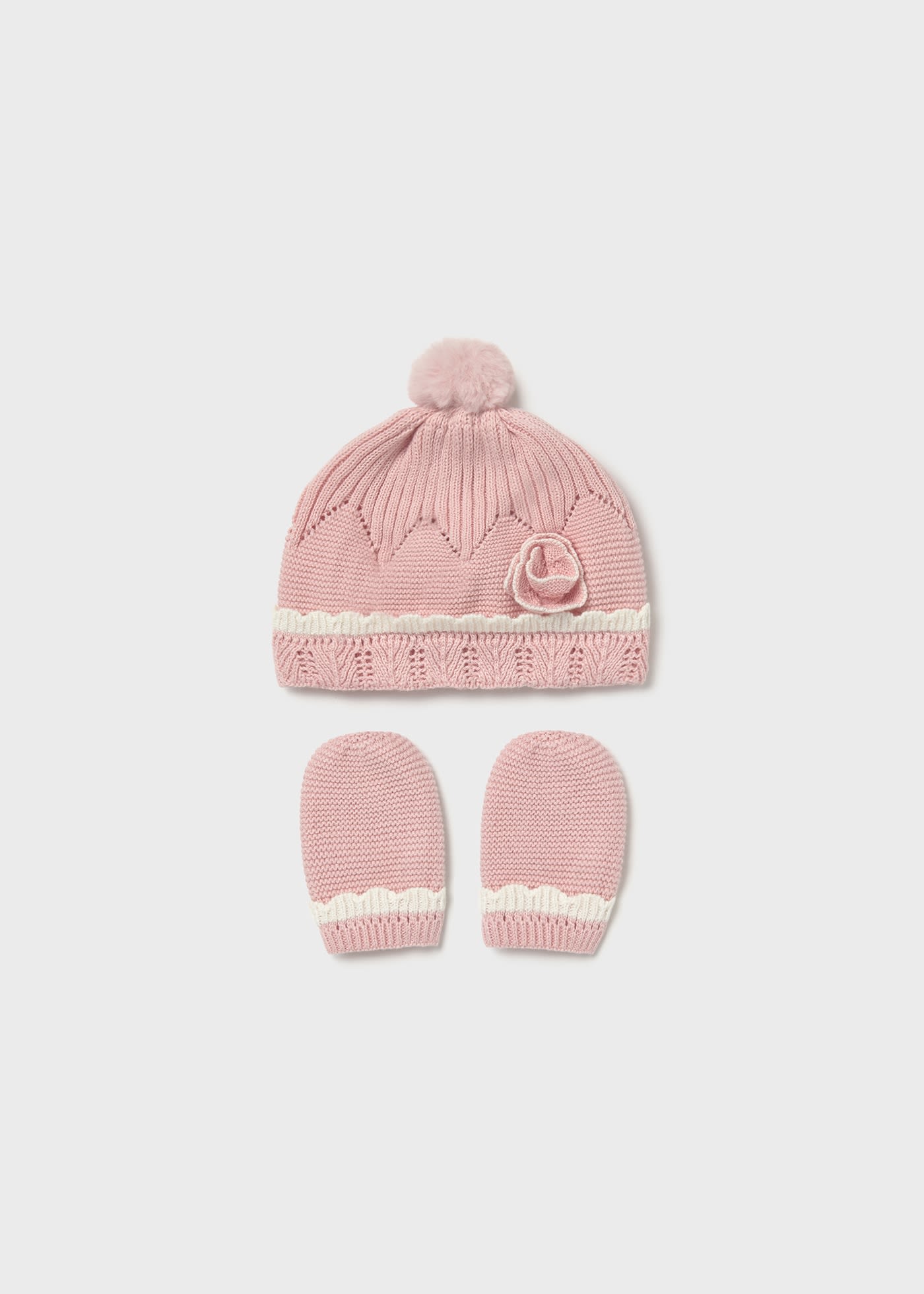 Conjunto de gorro e luvas recém nascido