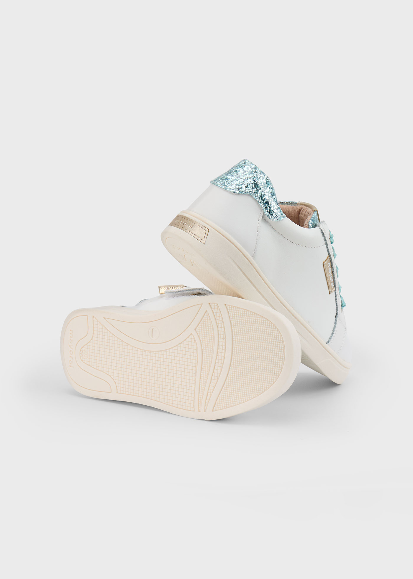 Buty sportowe dla dziewczynki