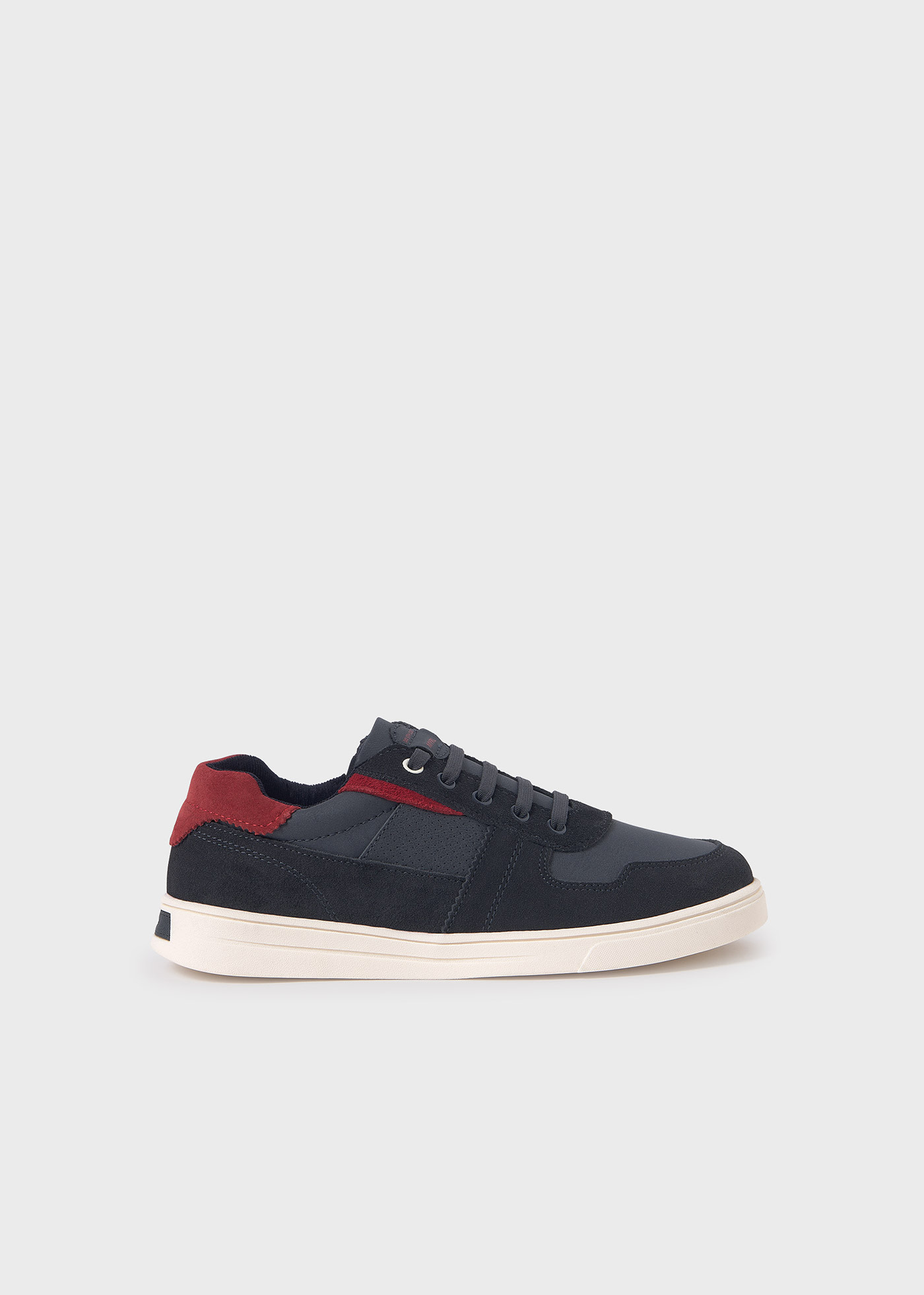 Buty dla chłopca