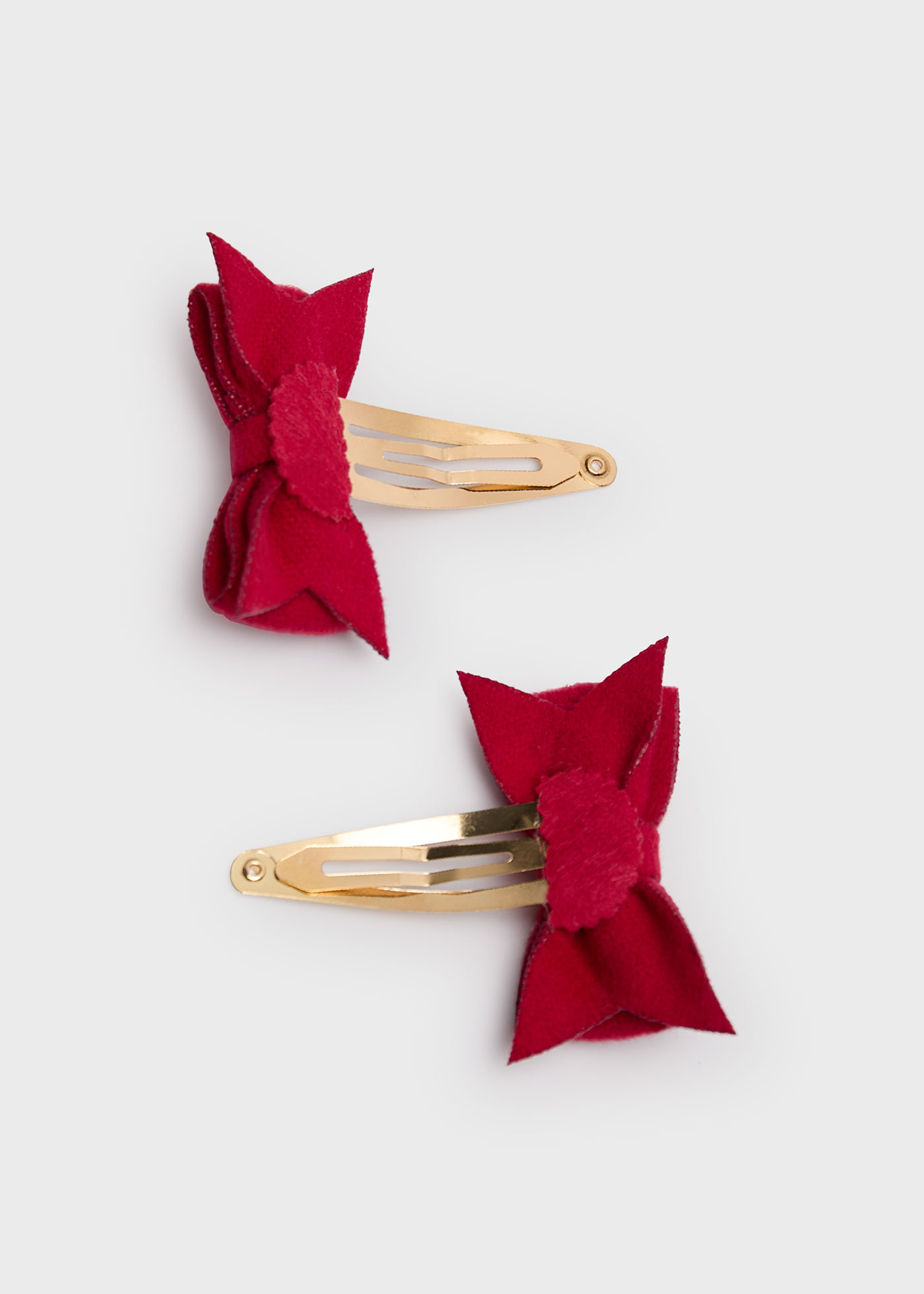 Set 2 clame par pasla fetita