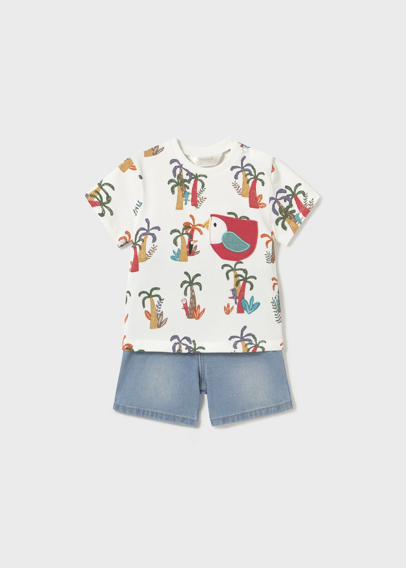 Conjunto pantalón corto y camiseta recién nacido