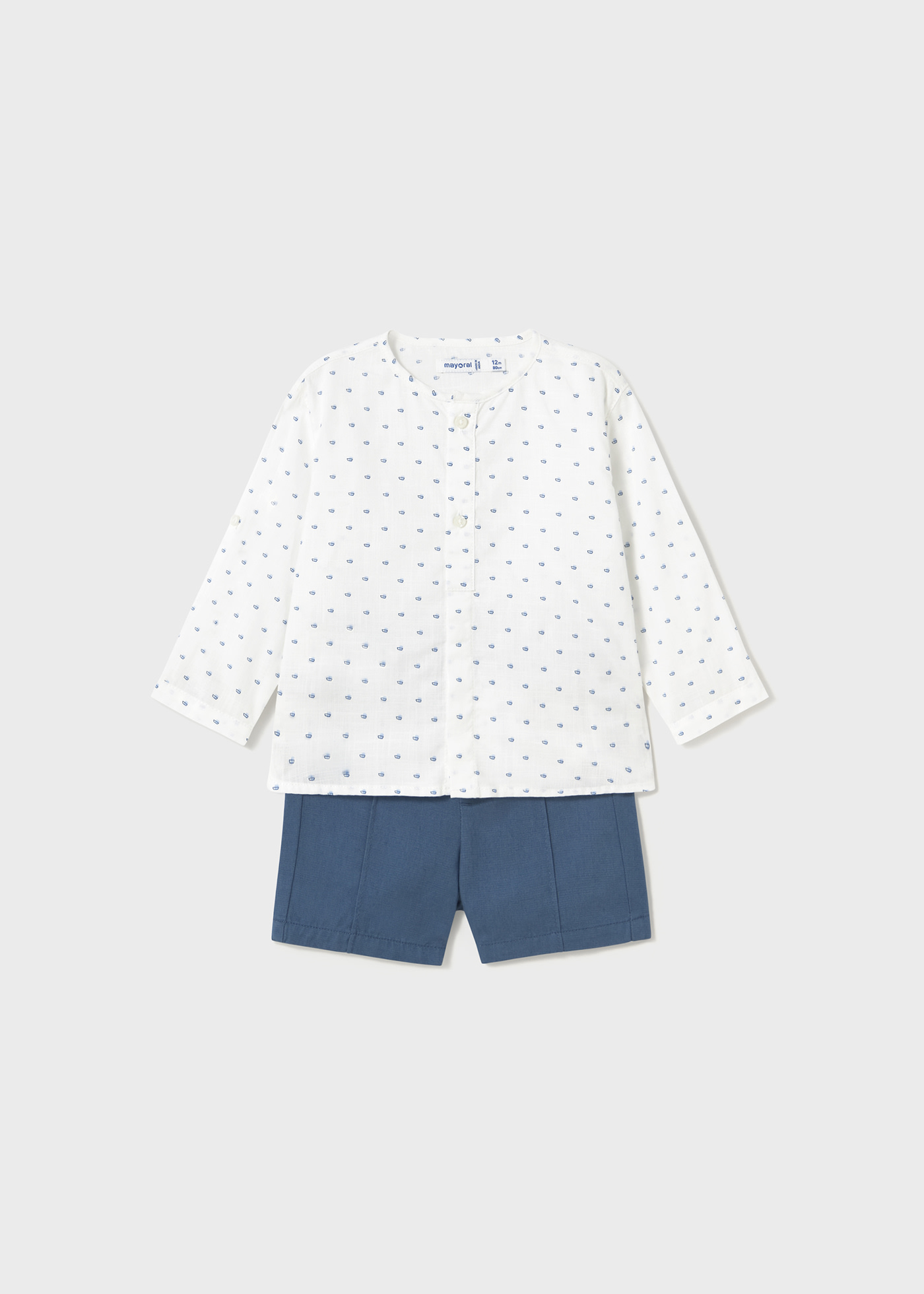 Conjunto bermudas e camisa estampada bebé