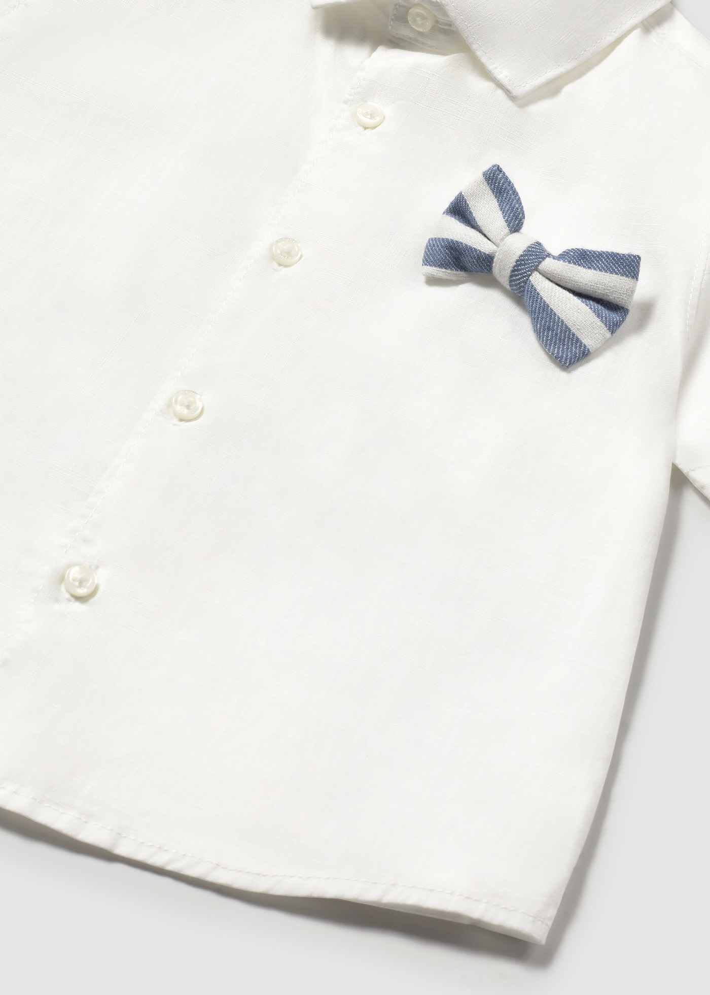 Completo con bermuda e camicia con papillon neonato