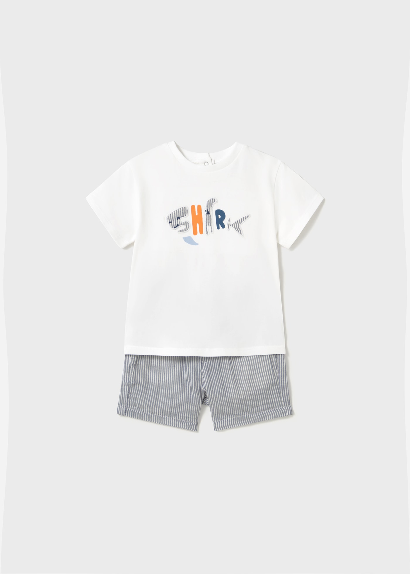 Ensemble bermuda et t-shirt requin bébé