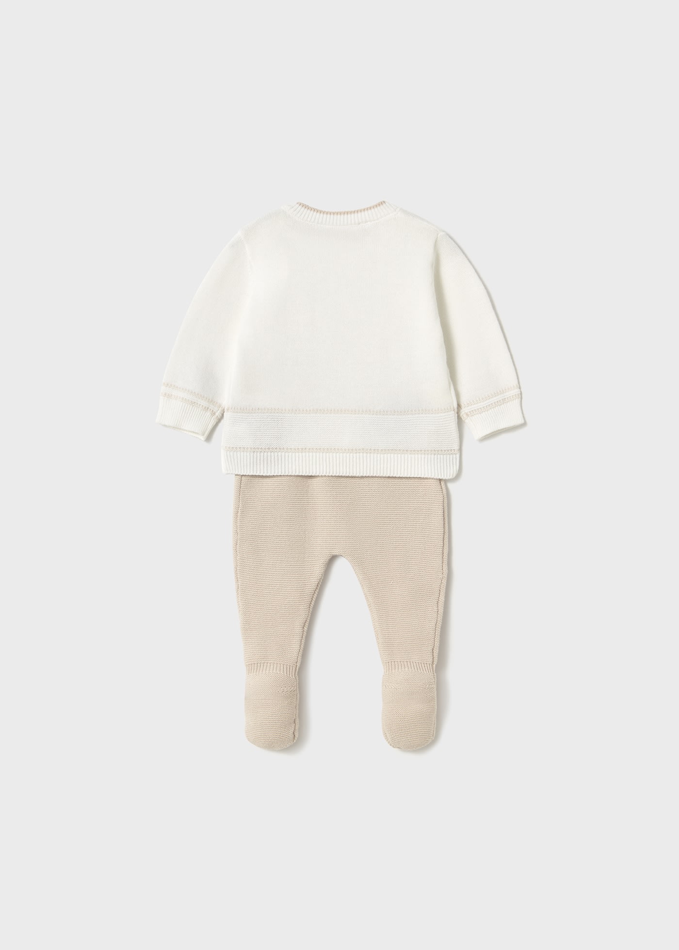 Conjunto calças com pés e camisola recém nascido