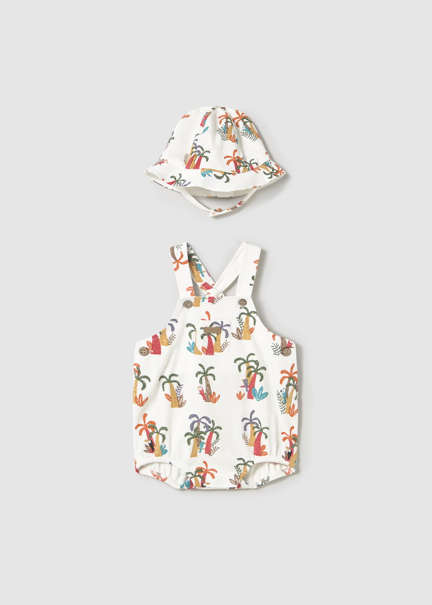 Newborn boy balloon short dungarees with bonnet