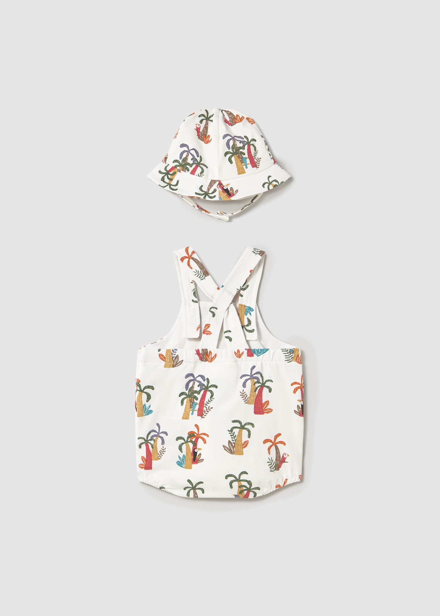 Newborn boy balloon short dungarees with bonnet