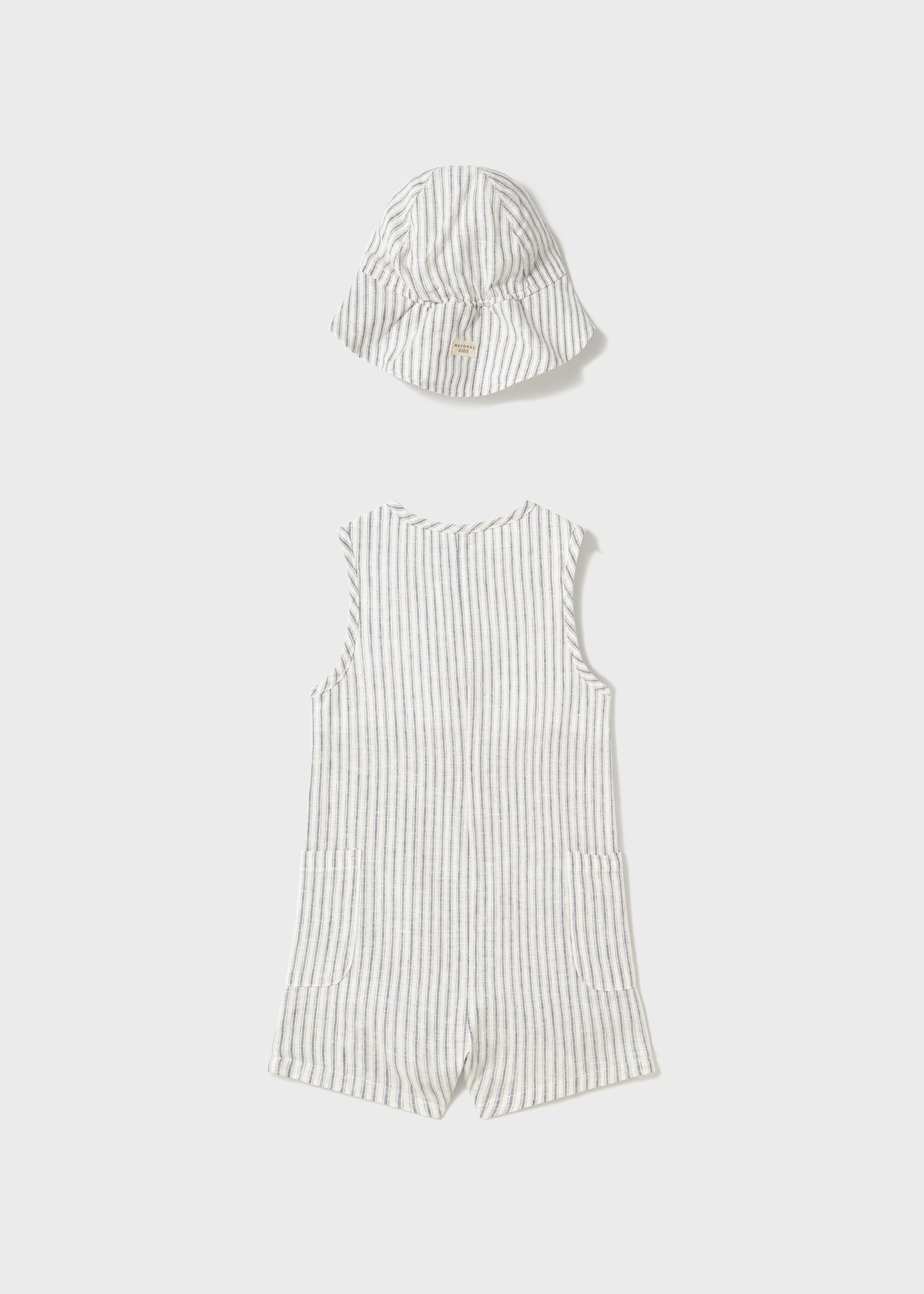 Baby short dungarees with bonnet