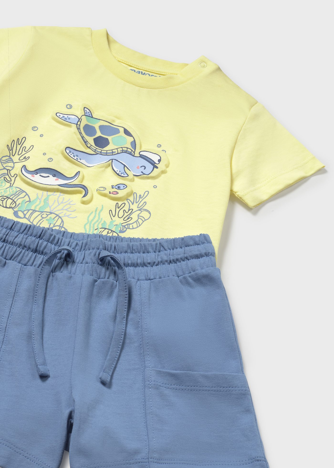 Conjunto bermudas e t-shirt fundo do mar bebé