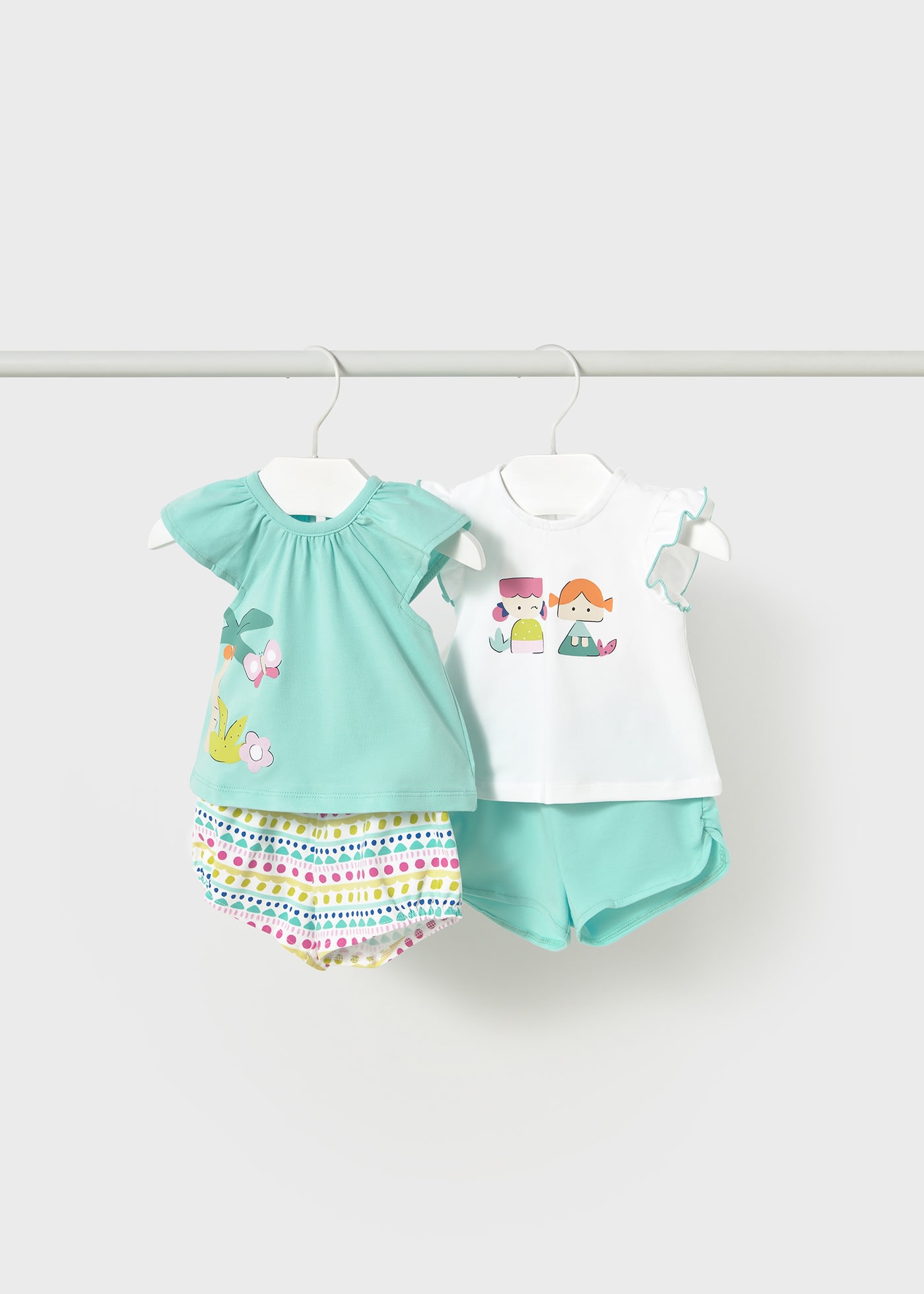 Completo 4 pezzi casual neonata