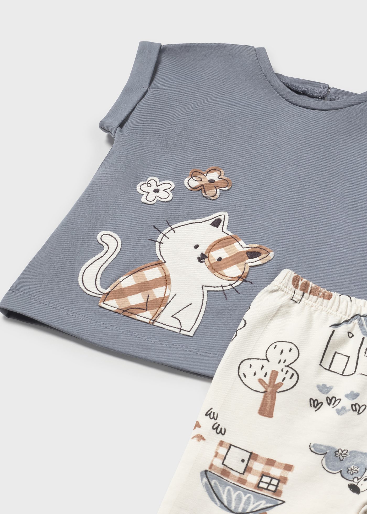 Ensemble leggings imprimés et t-shirt bébé