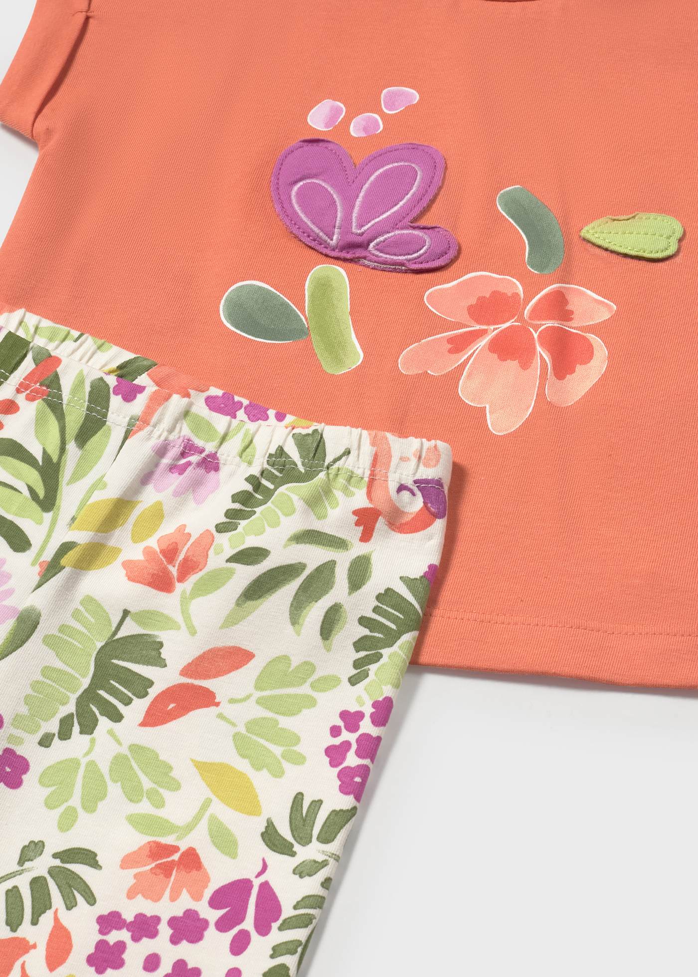 Conjunto leggings estampado e t-shirt  bebé