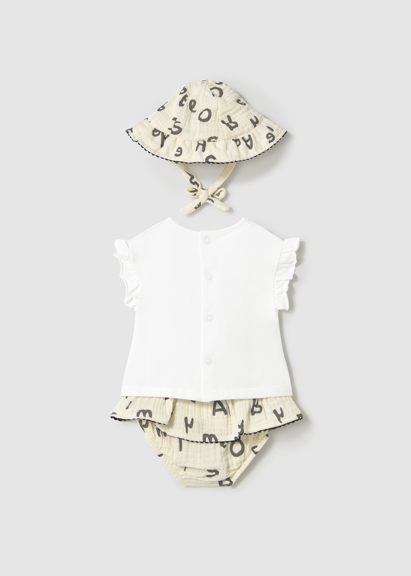 Conjunto 3 peças com chapéu recém nascida