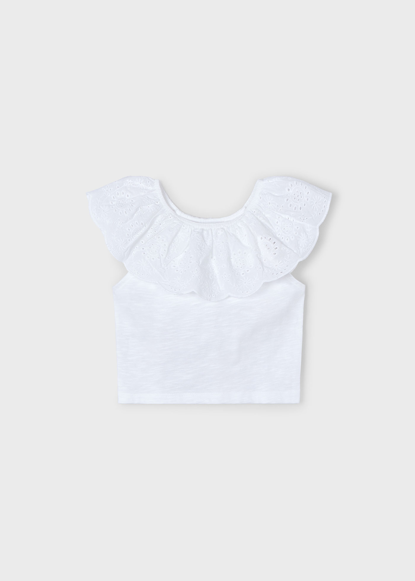 Camiseta volante perforado niña