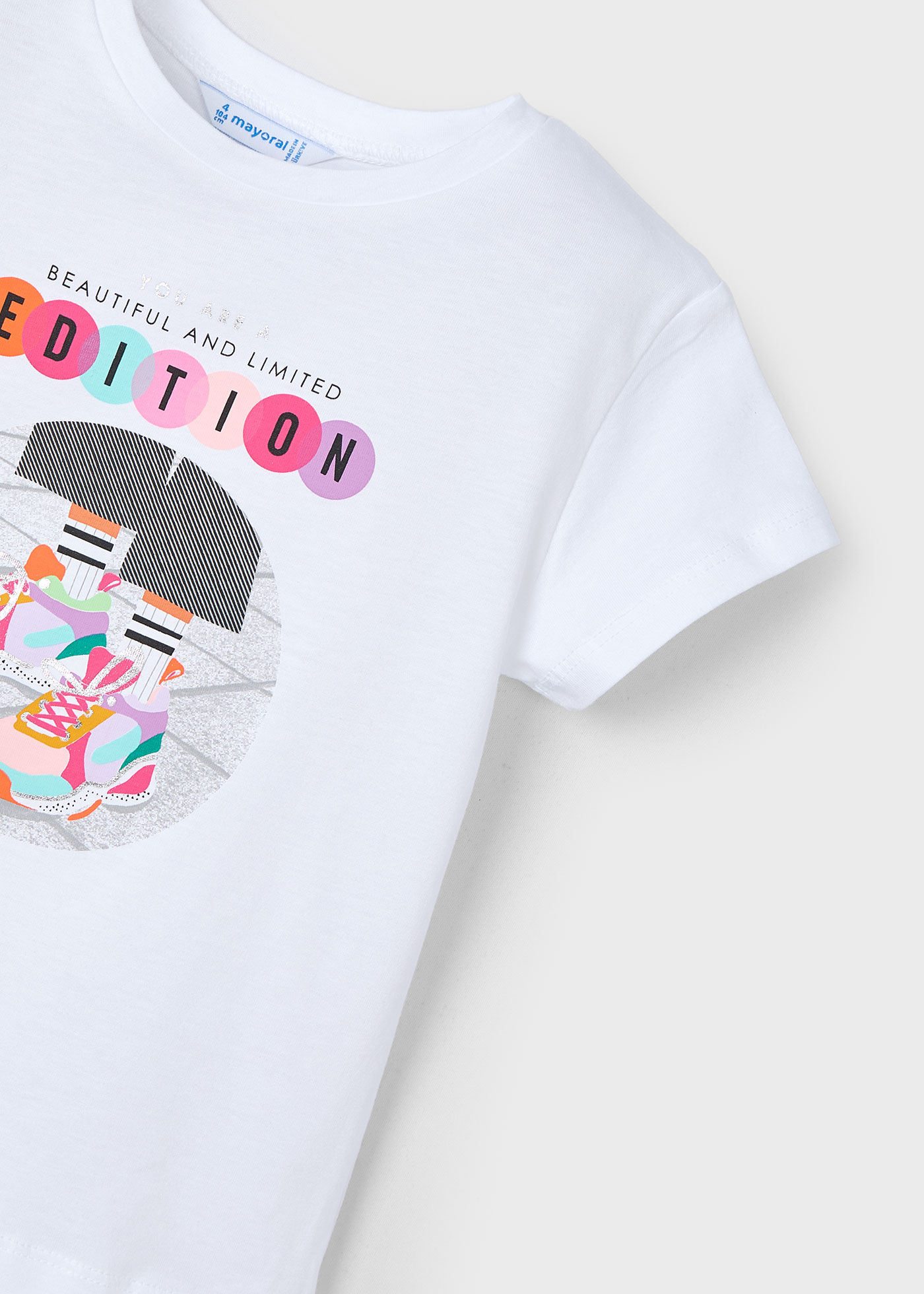 T-shirt estampada menina
