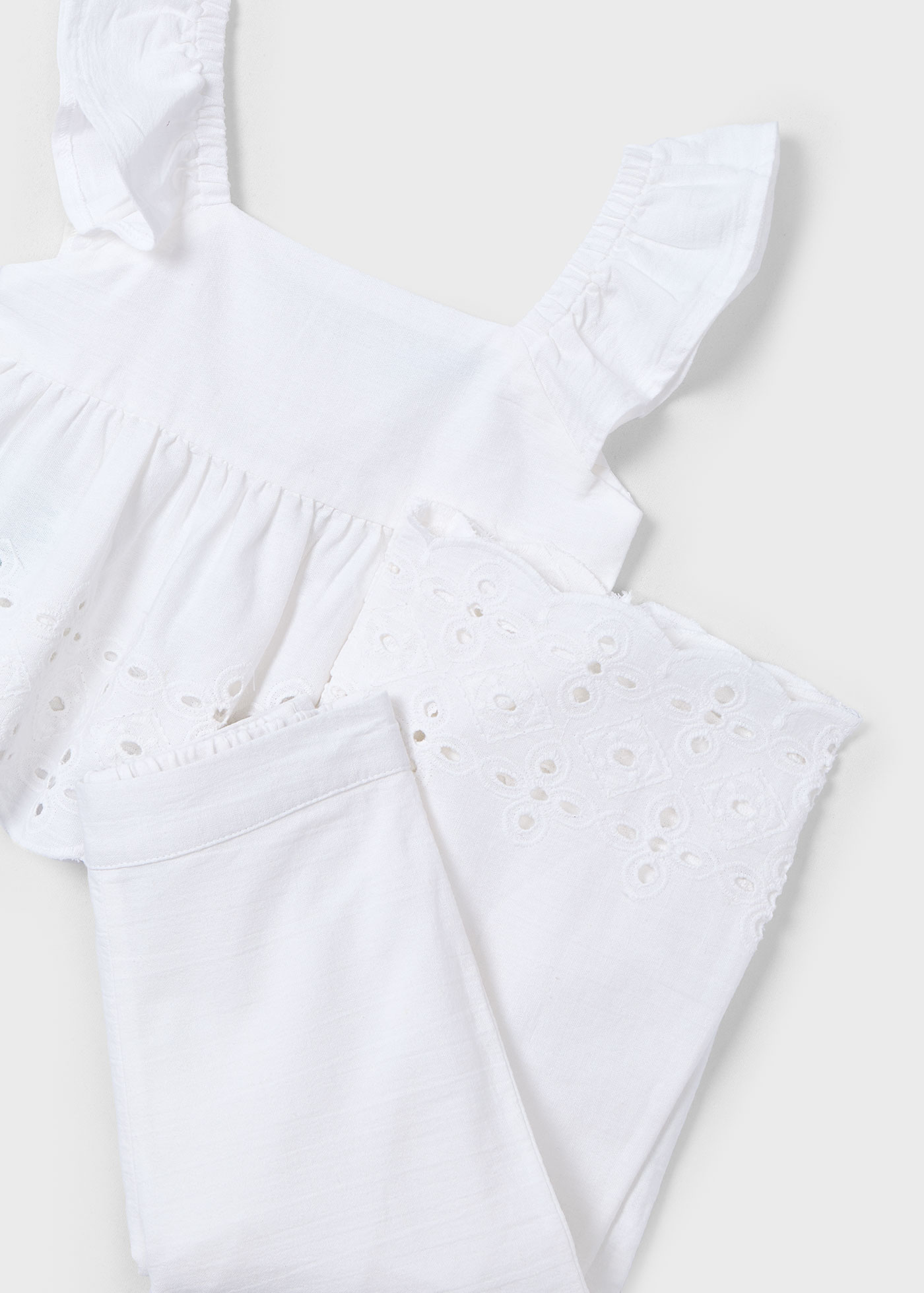 Set pantaloni si top perforat fetita