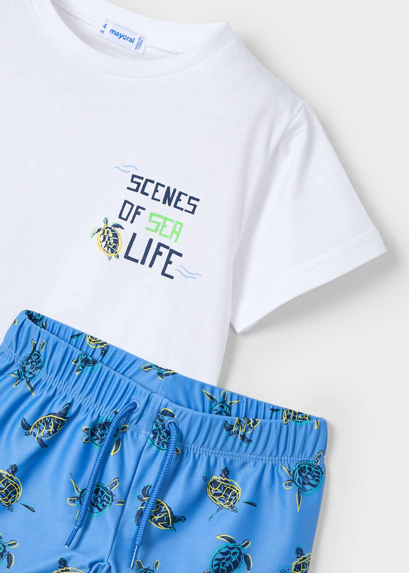 Conjunto traje de baño y playera protección solar niño