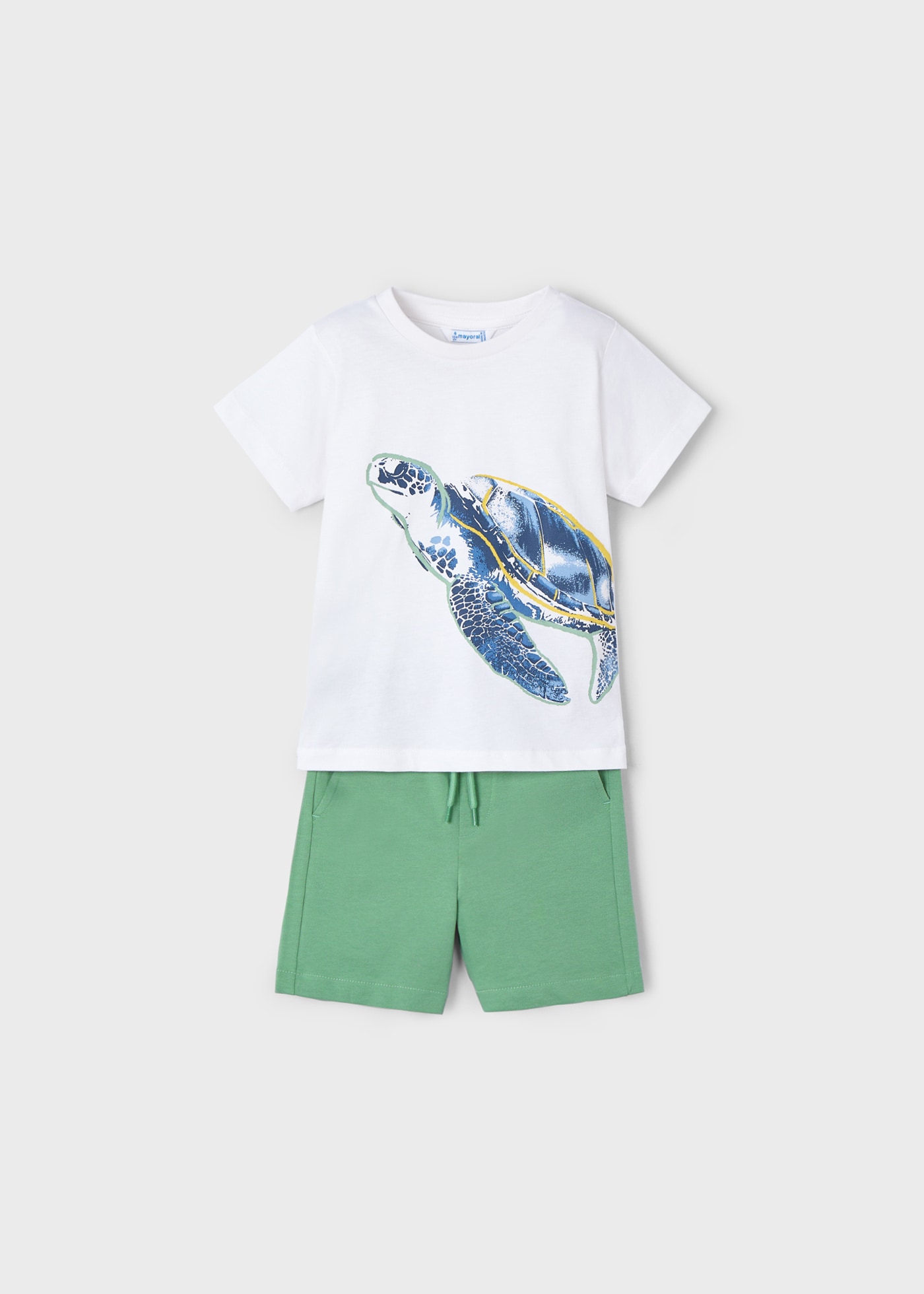 Conjunto bermuda e t-shirt menino