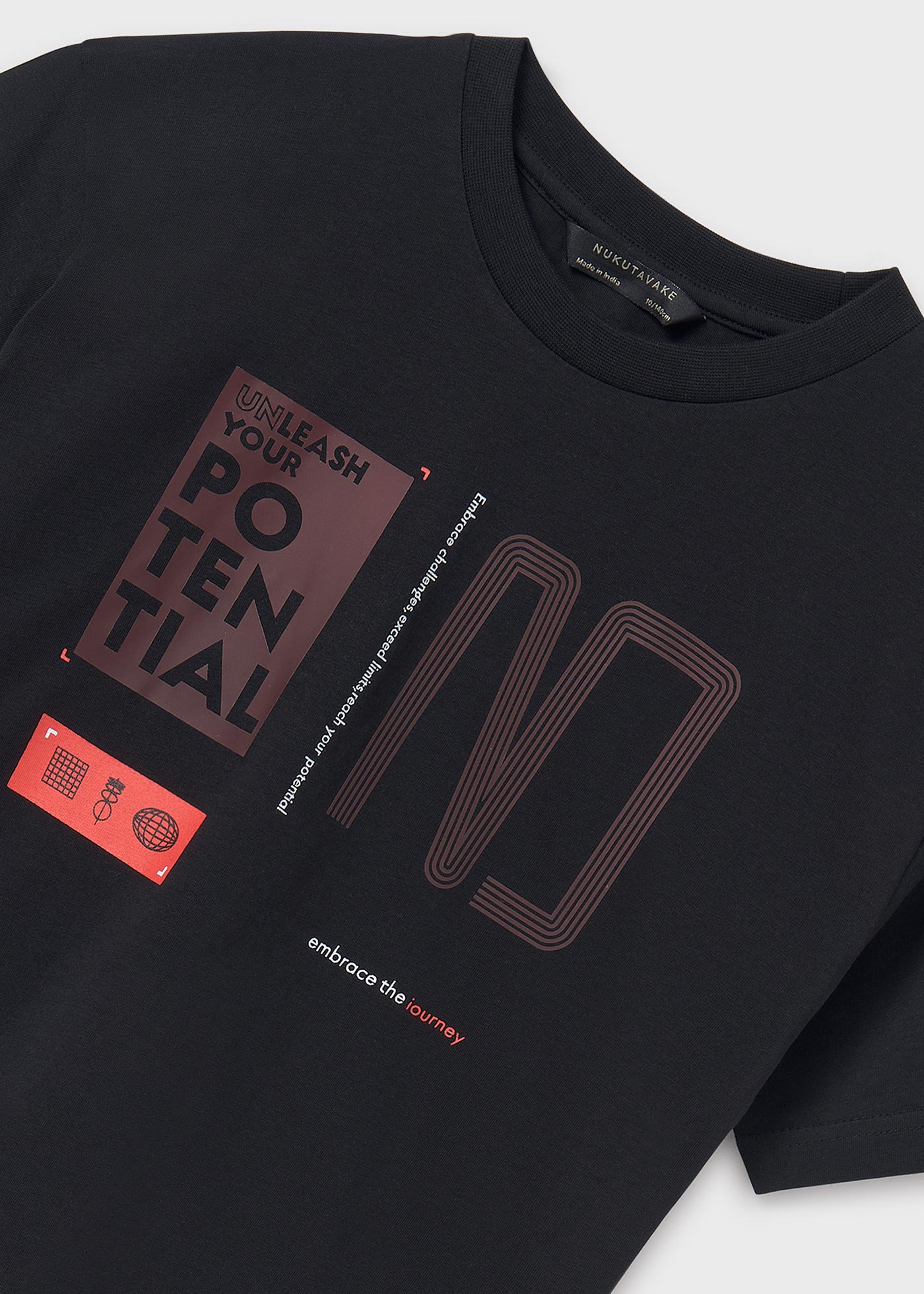 T-shirt gráfica com mudança de cor rapaz