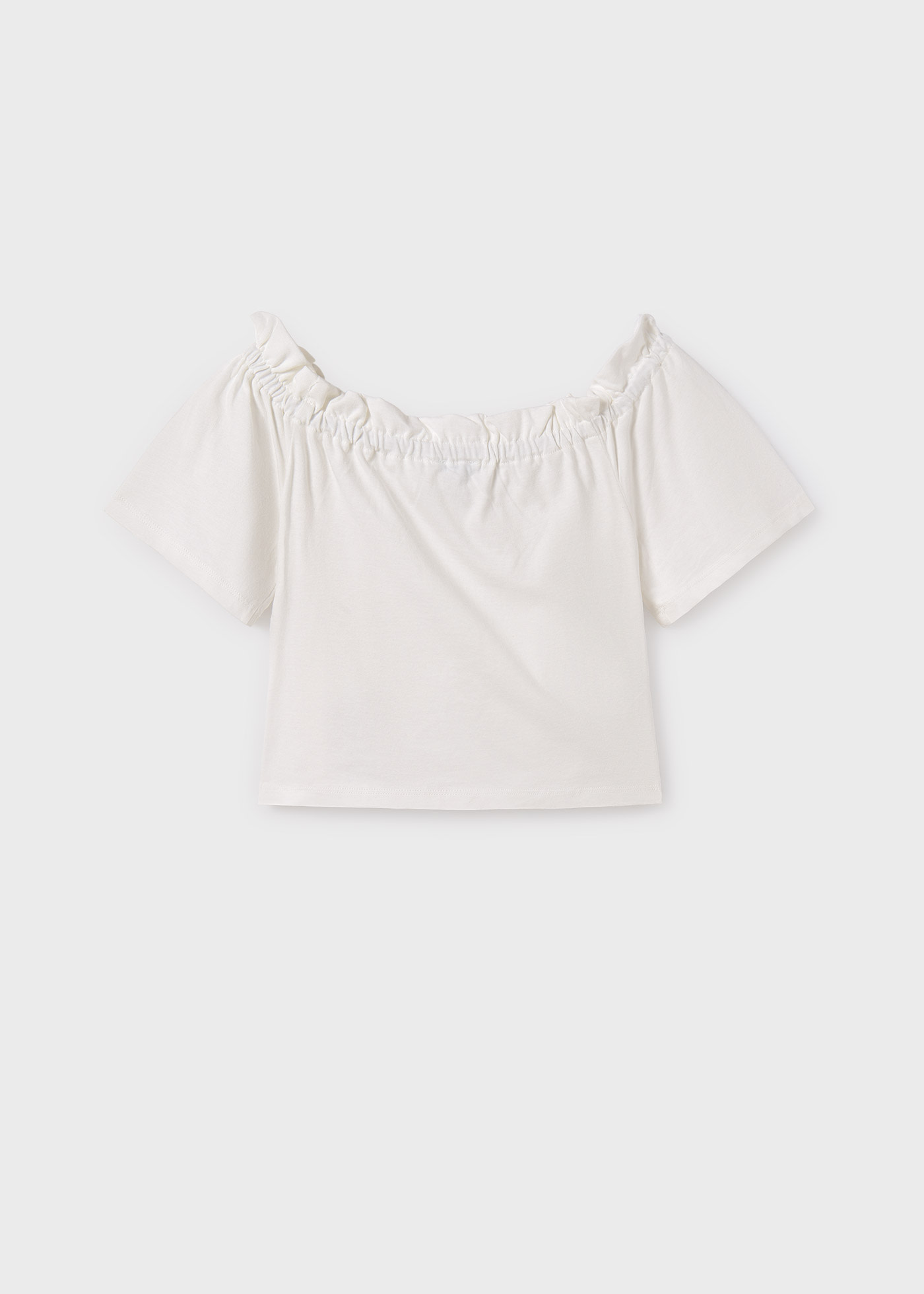 Camiseta detalle corazón chica