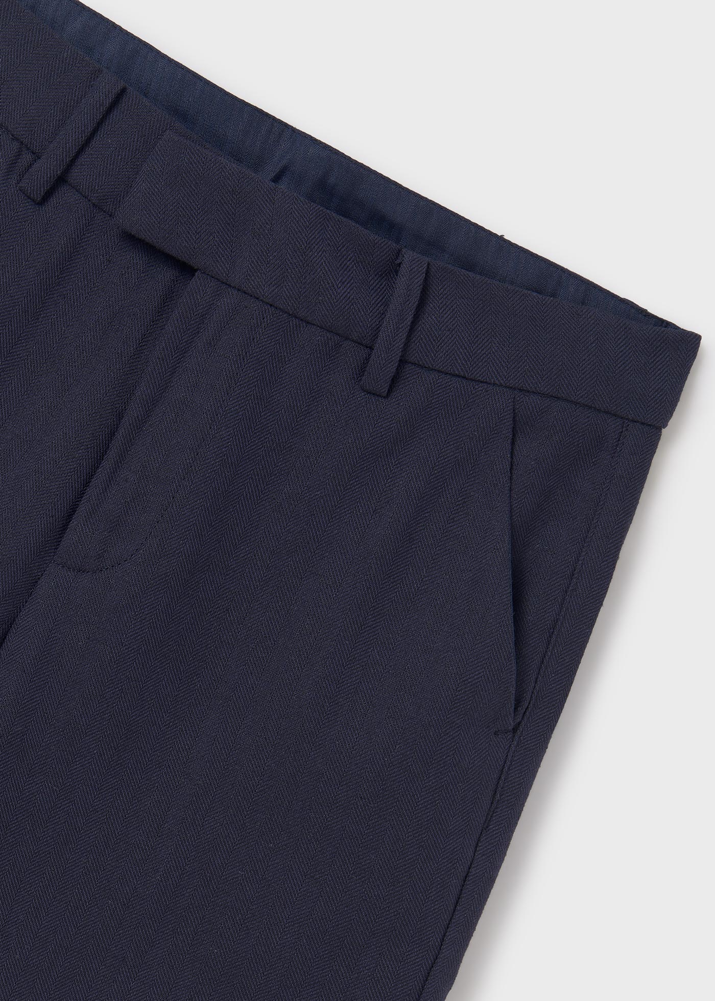 Boy tailored linen shorts