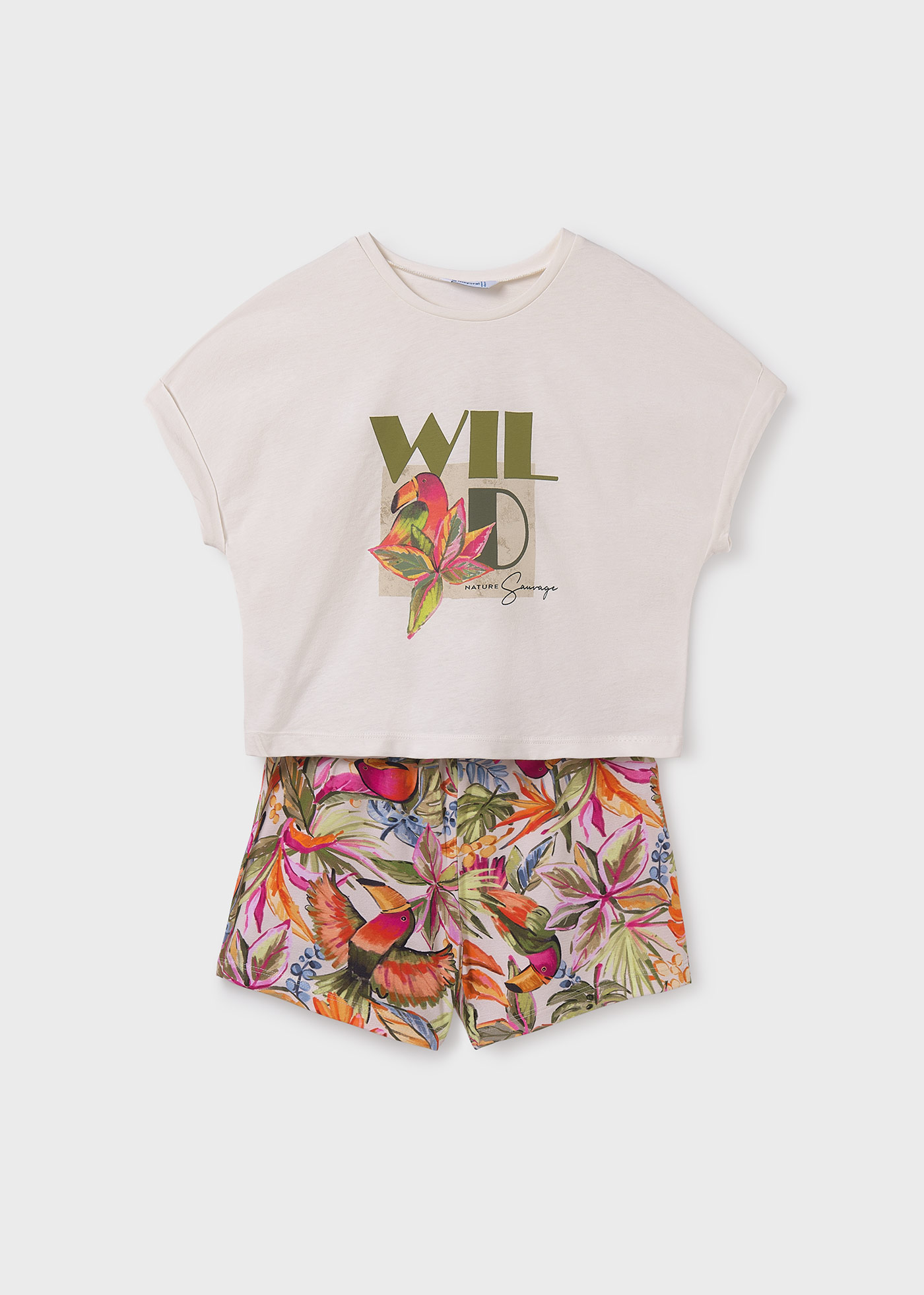 Conjunto pantalón corto y camiseta gráfica chica