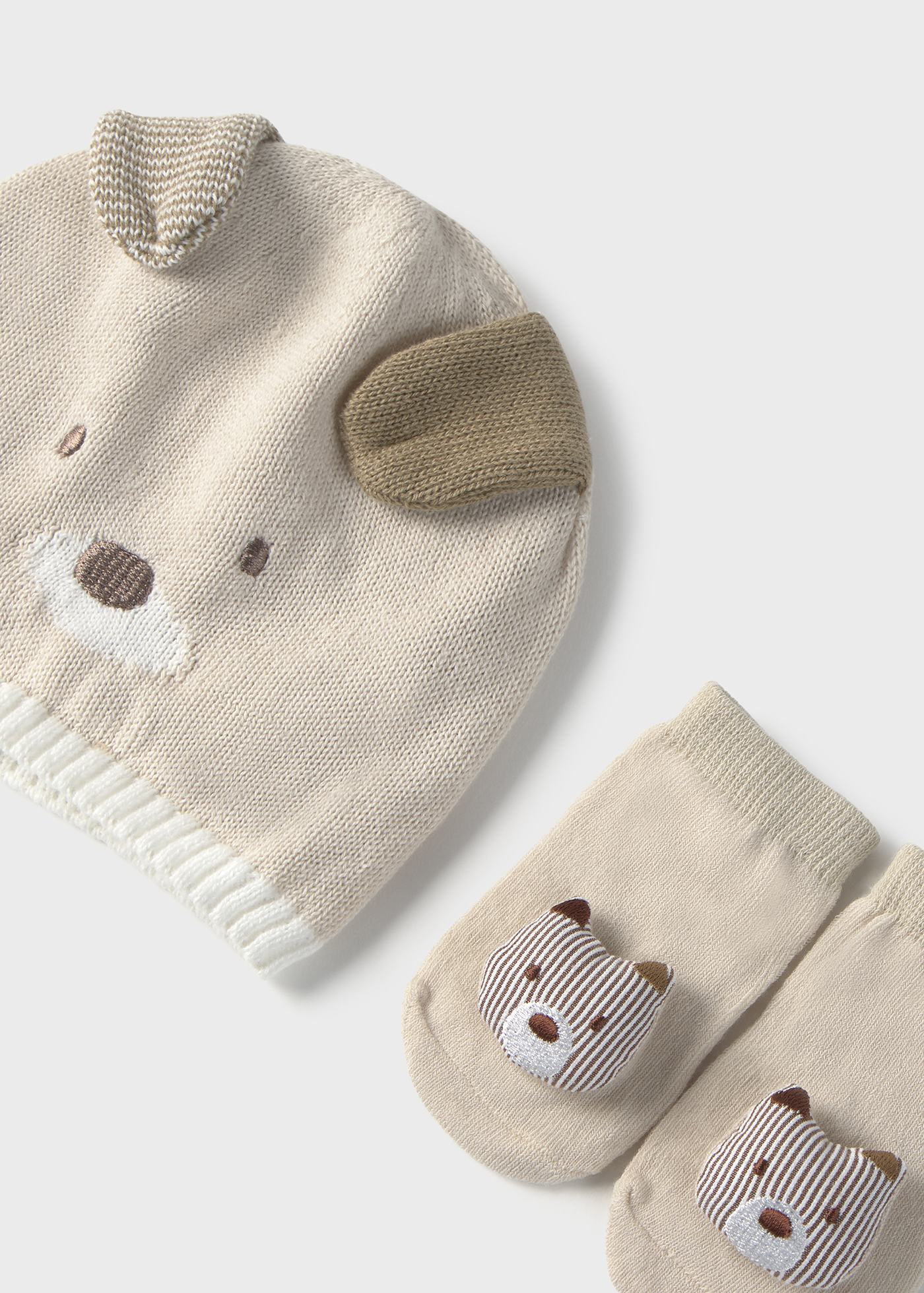 Newborn Animal Hat and Socks Set