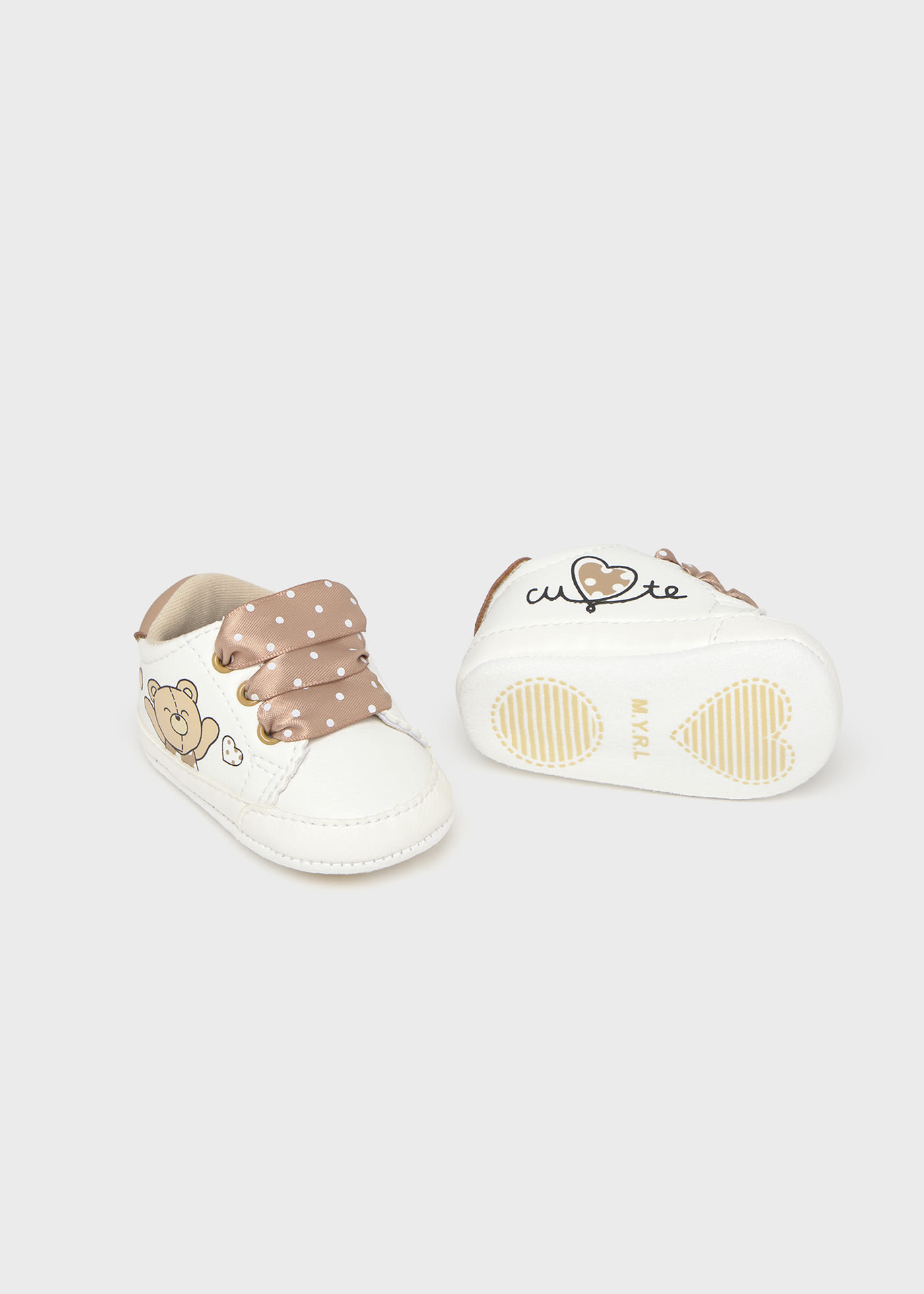 Newborn girl trainers