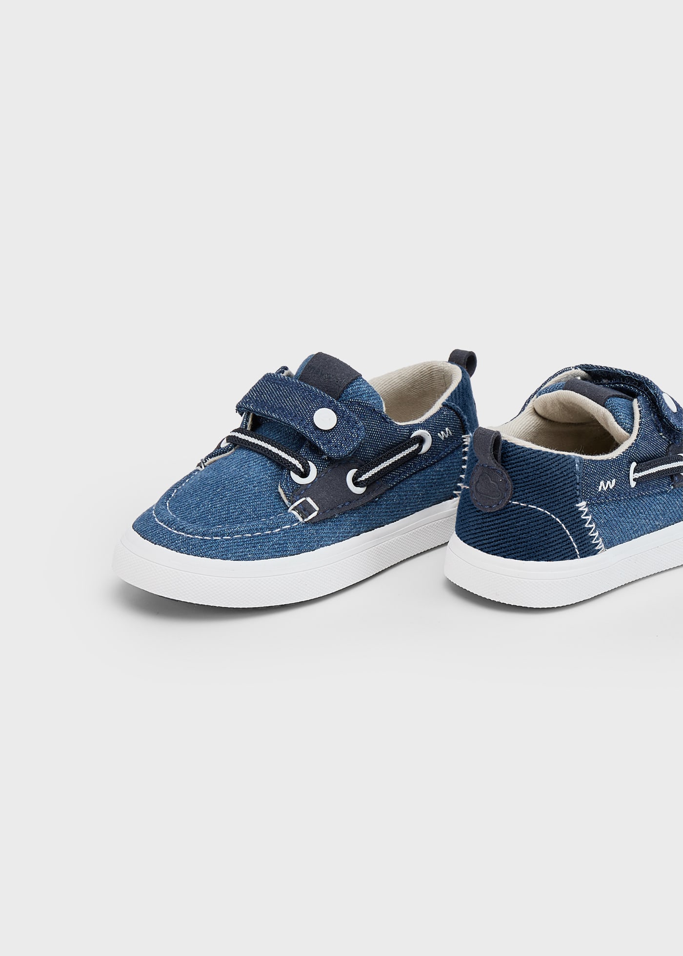 Baby canvas boat shoes