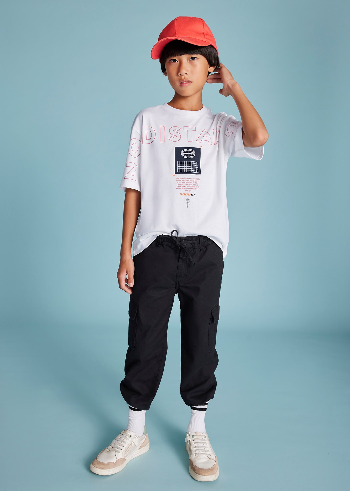 Pantaloni chino cargo cu in baiat