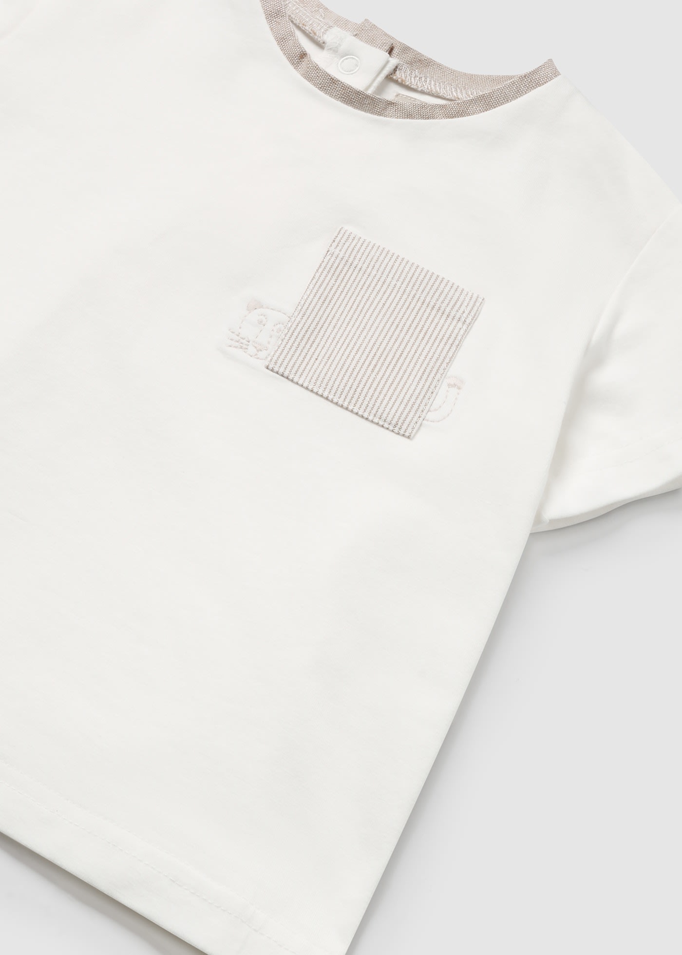 Playera bolsillo Better Cotton bebé